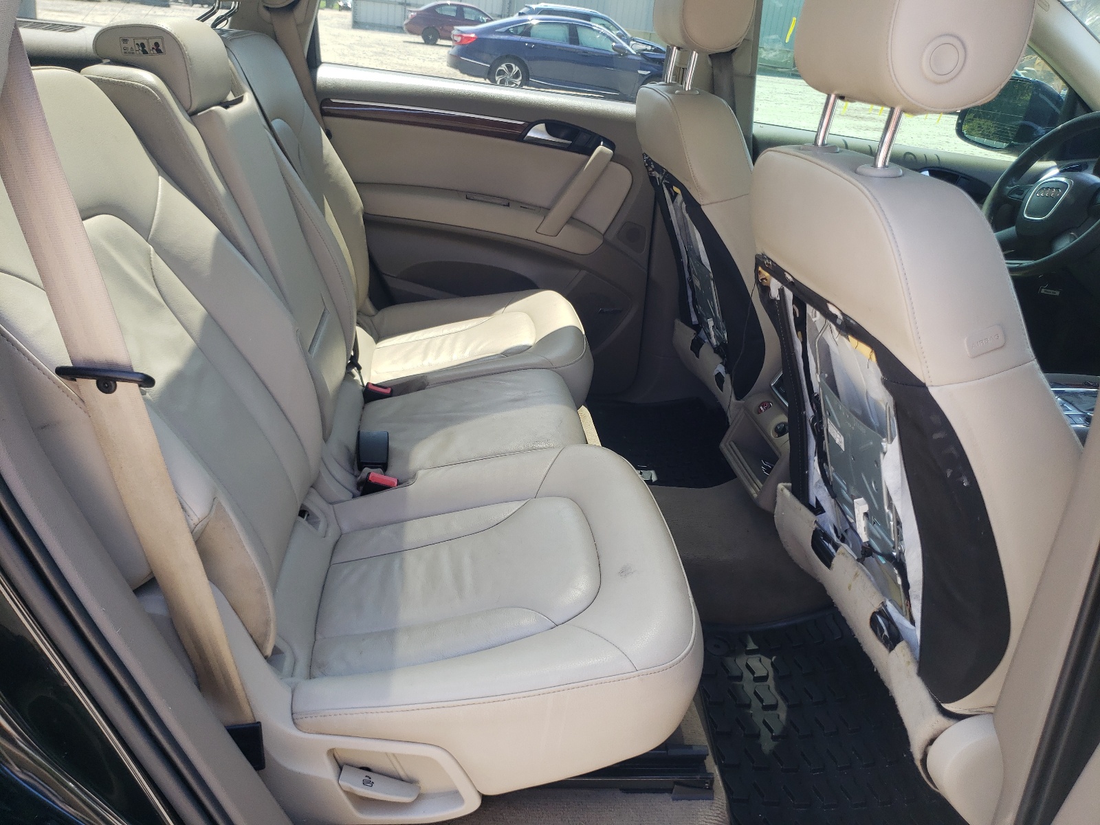 Photo 6 from auction – 2009 AUDI Q7 3.6 QUA with VIN WA1AY74L39D022388