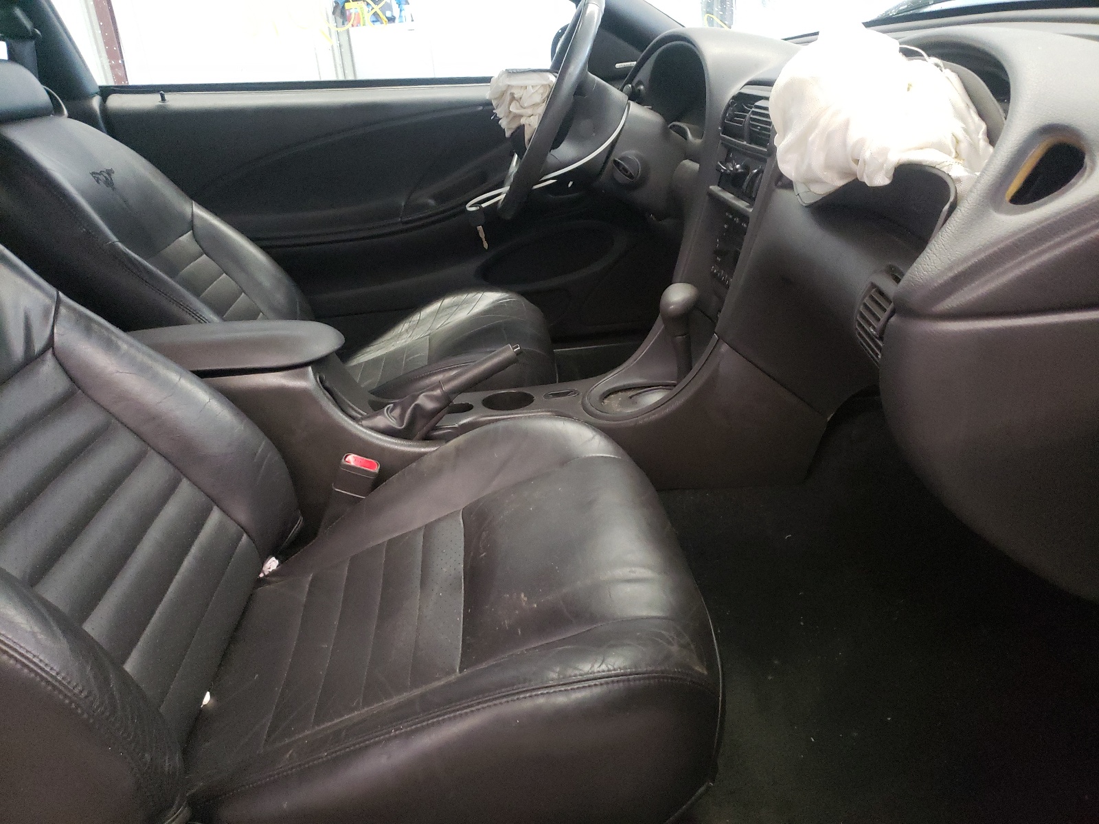 Photo 5 from auction – 2002 FORD MUSTANG GT with VIN 1FAFP42X32F170043
