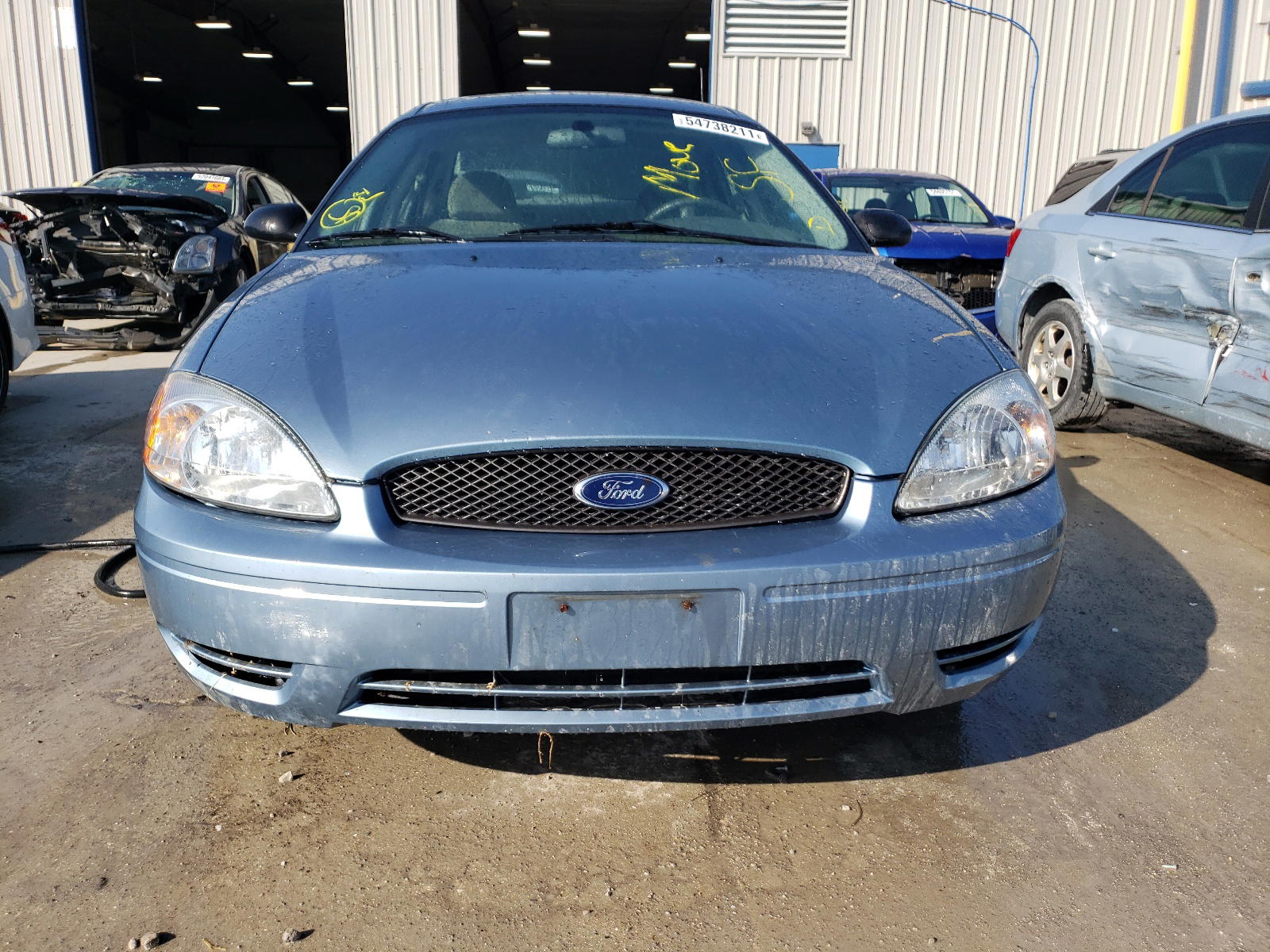 Photo 9 from auction – 2007 FORD TAURUS SE with VIN 1FAFP53U97A216215