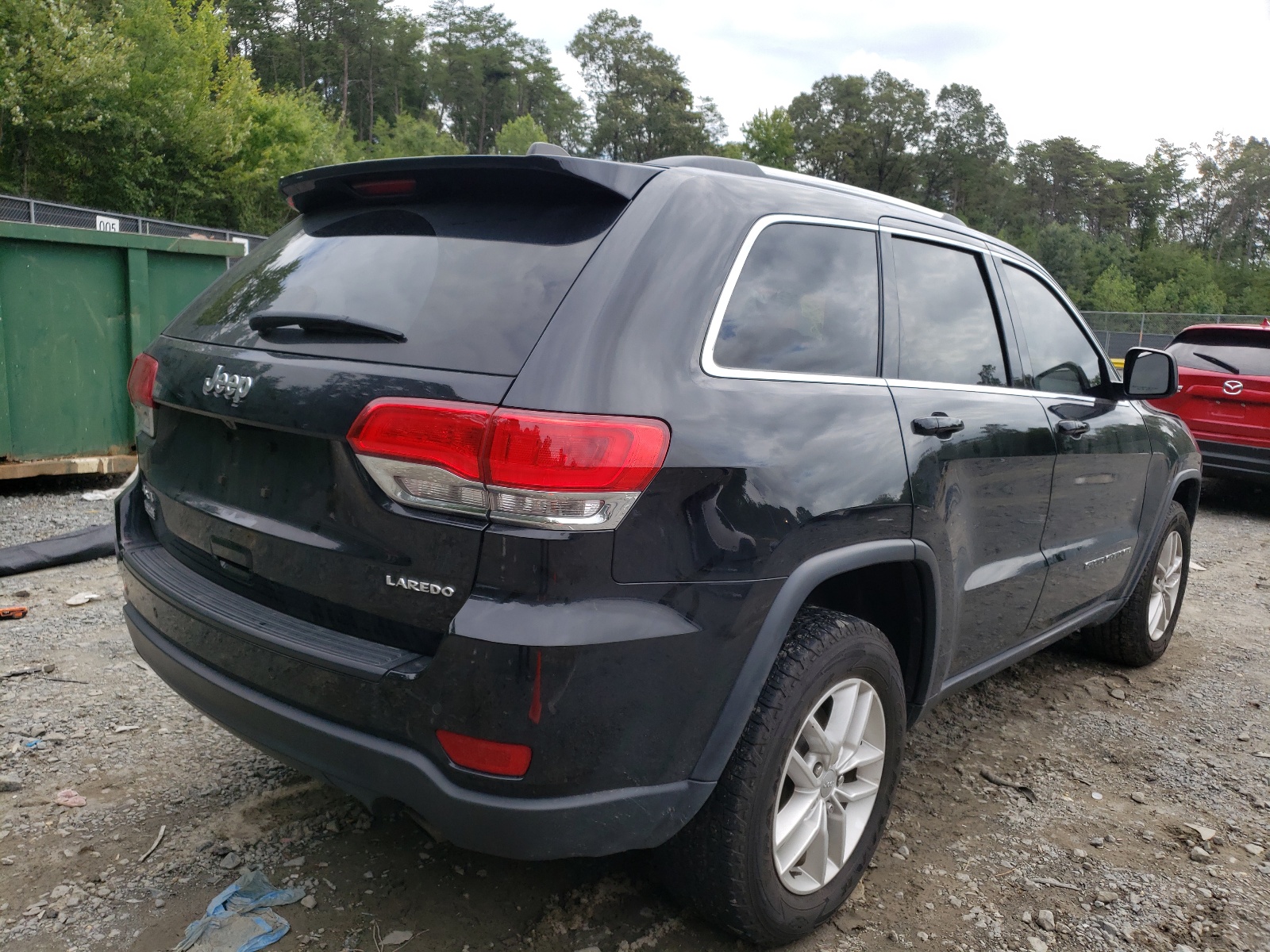 Photo 4 from auction – 2017 JEEP GRAND CHER with VIN 1C4RJFAGXHC962108