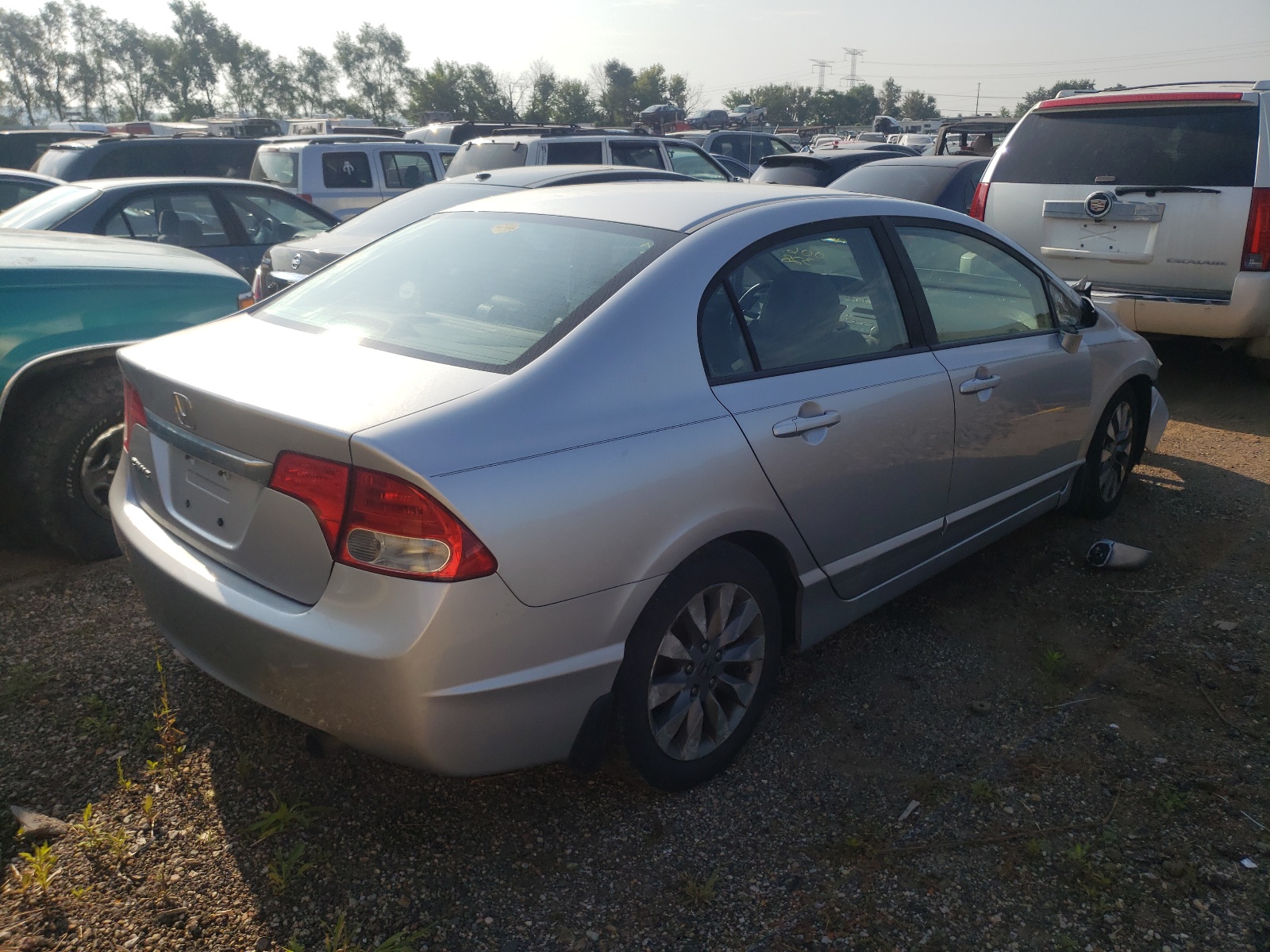 Photo 4 from auction – 2009 HONDA CIVIC EXL with VIN 19XFA16989E006328