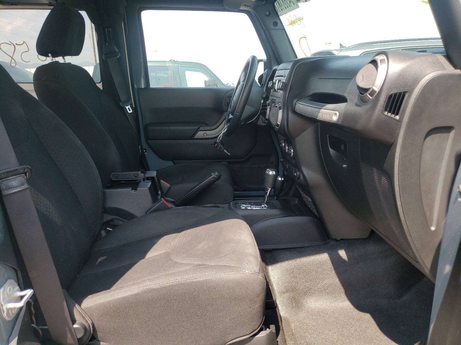 Photo 5 from auction – 2015 JEEP WRANGLER S with VIN 1C4AJWAG9FL773458