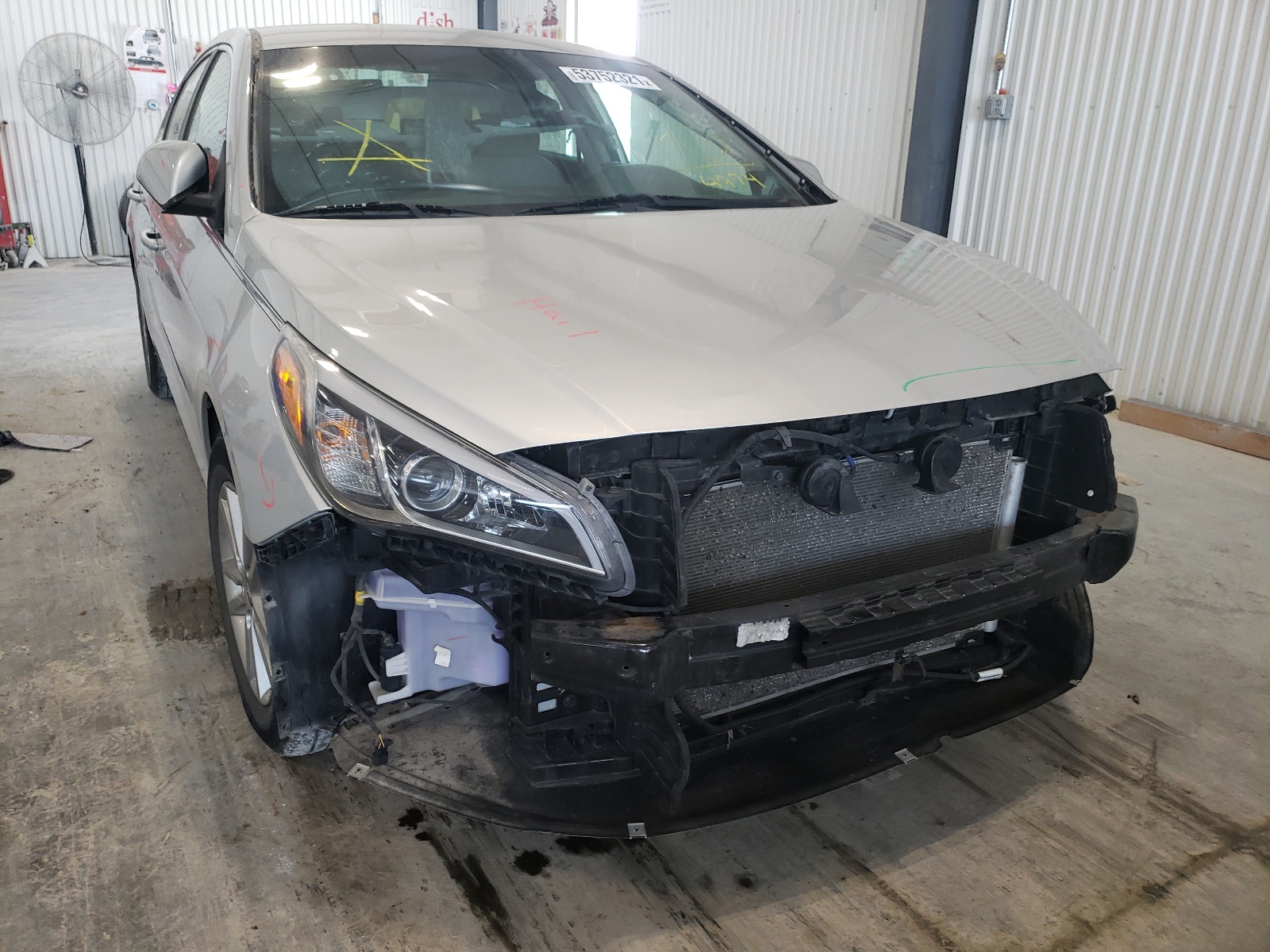 Photo 9 from auction – 2015 HYUNDAI SONATA SE with VIN 5NPE24AF1FH204974