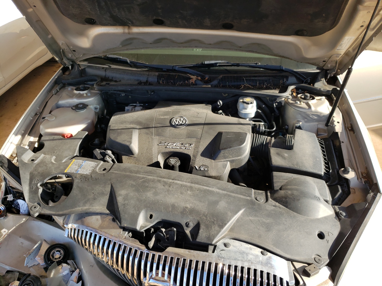 Zdjęcie 7 z aukcji – 2008 BUICK LUCERNE CX z VIN 1G4HD57238U180649