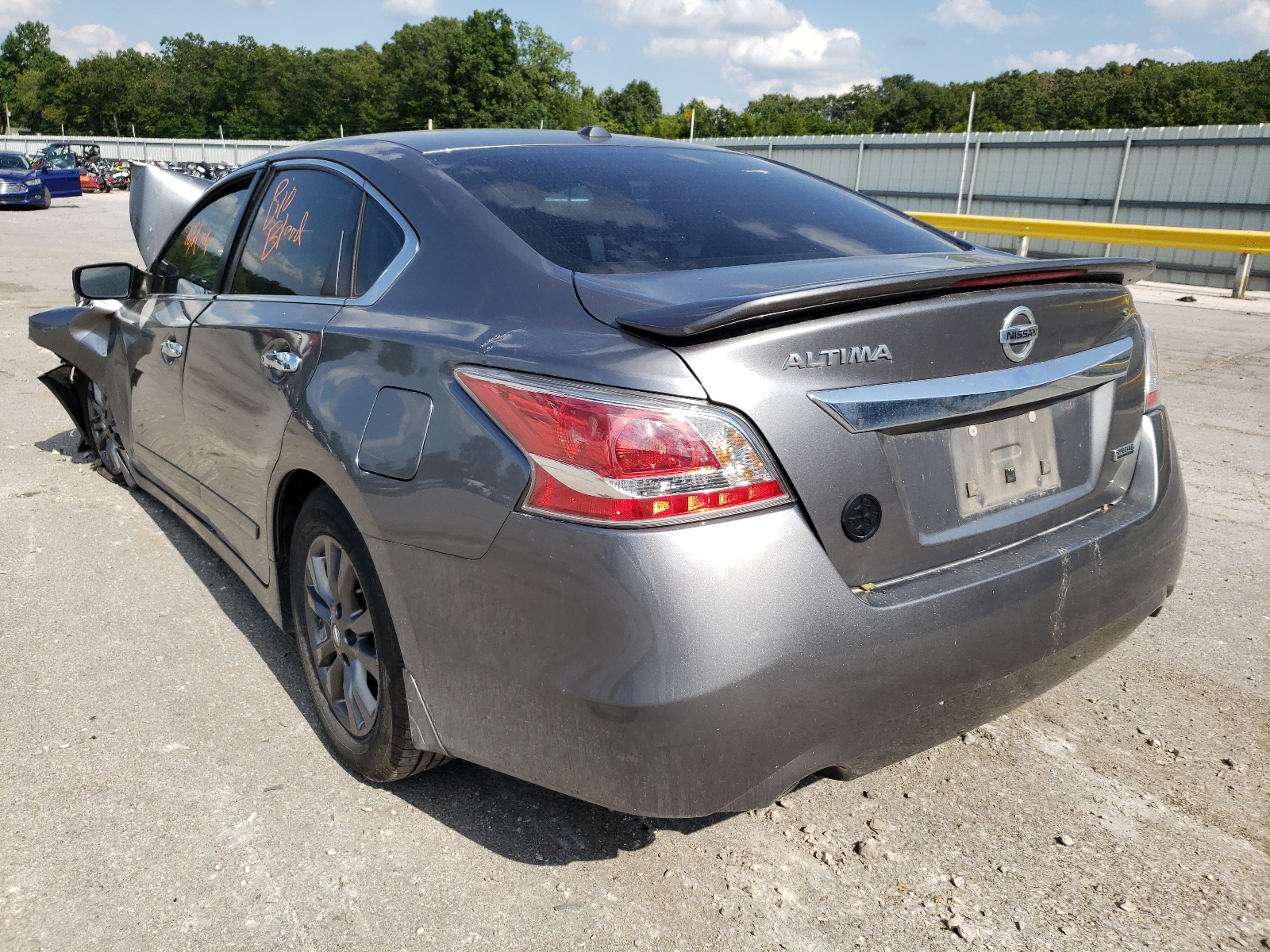 Photo 3 from auction – 2015 NISSAN ALTIMA 2.5 with VIN 1N4AL3AP4FC572792