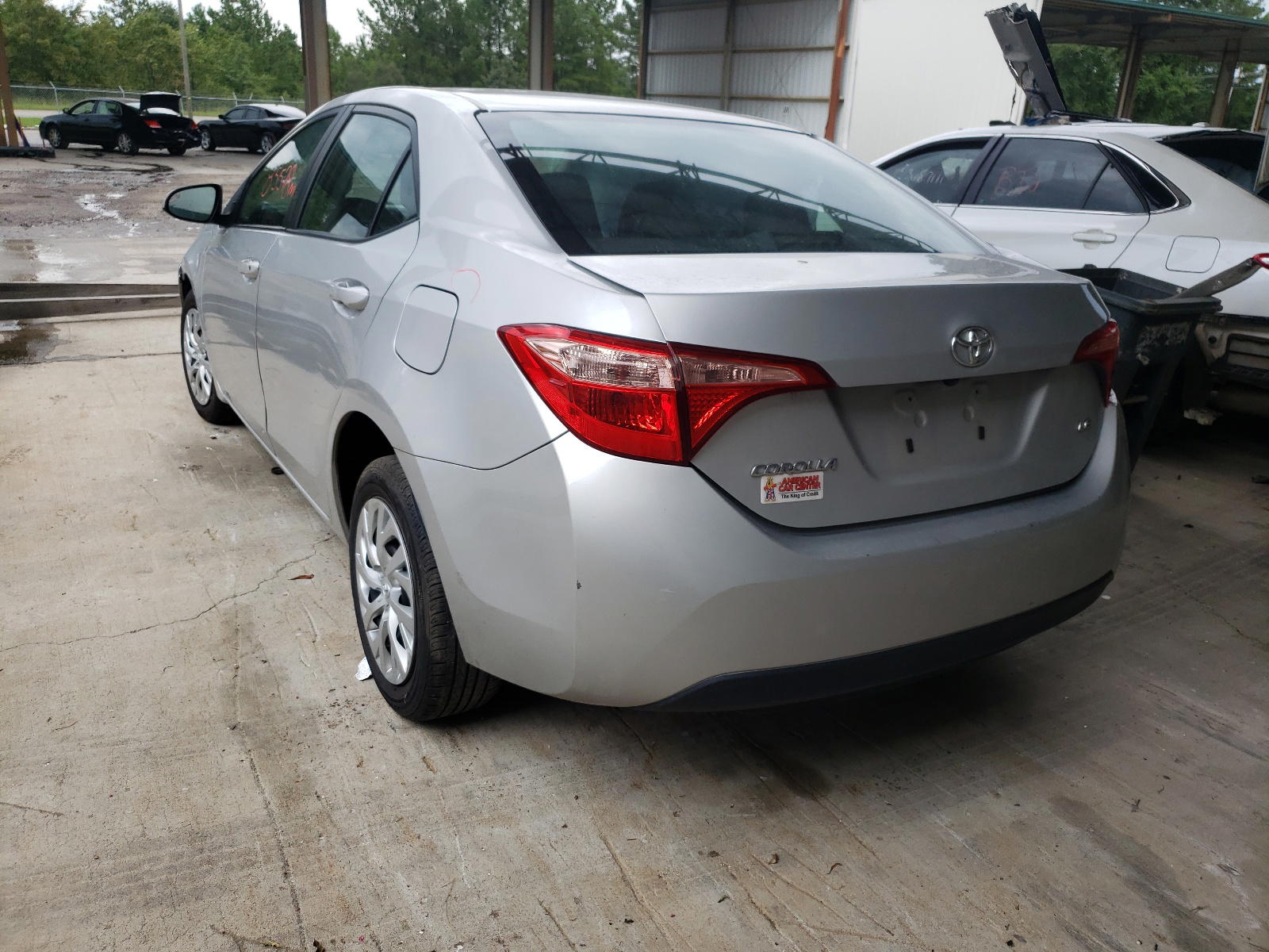 Photo 3 from auction – 2018 TOYOTA COROLLA L with VIN 5YFBURHEXJP791646