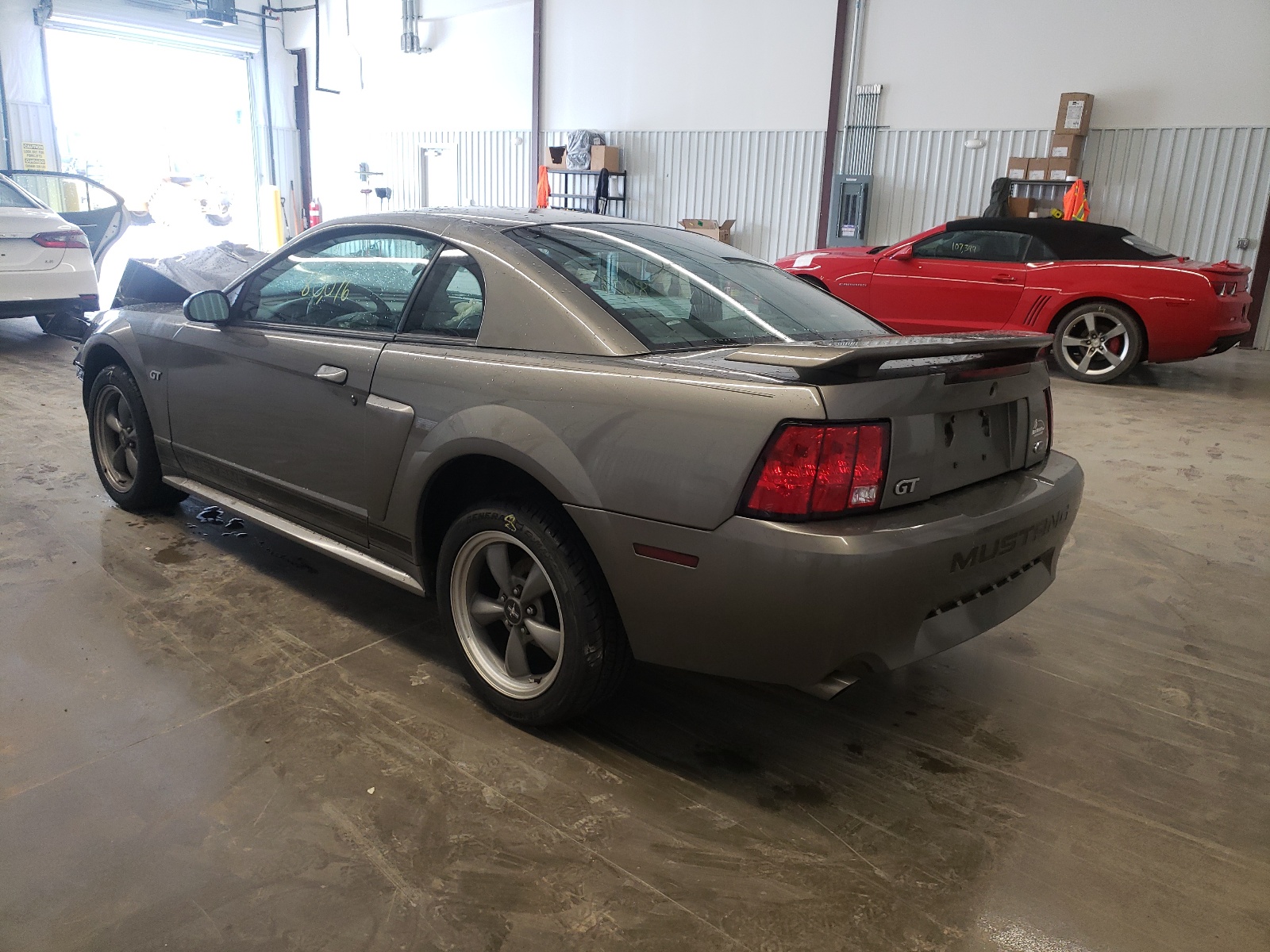 Photo 3 from auction – 2002 FORD MUSTANG GT with VIN 1FAFP42X32F170043