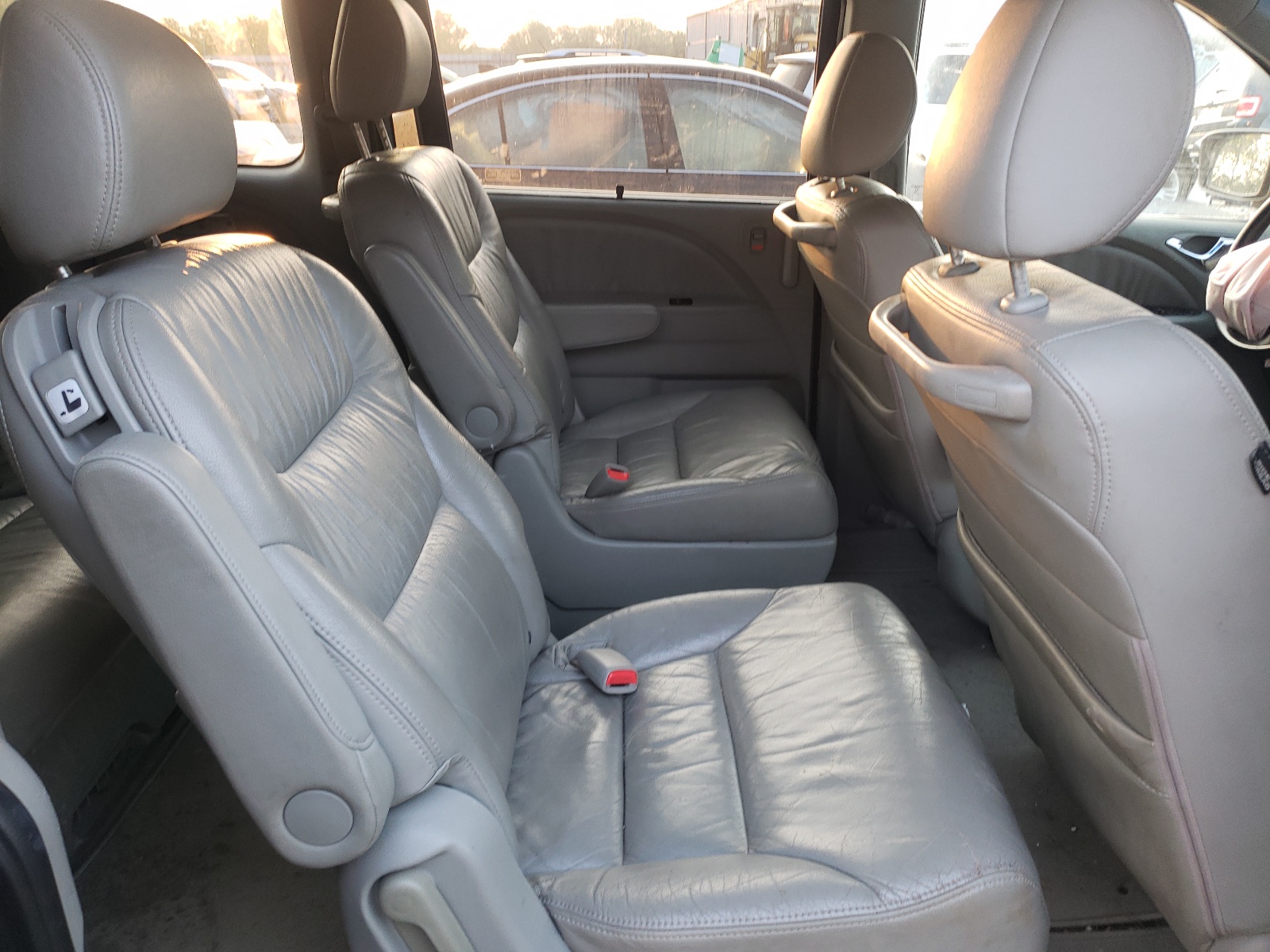 Photo 6 from auction – 2008 HONDA ODYSSEY EX with VIN 5FNRL38708B400610
