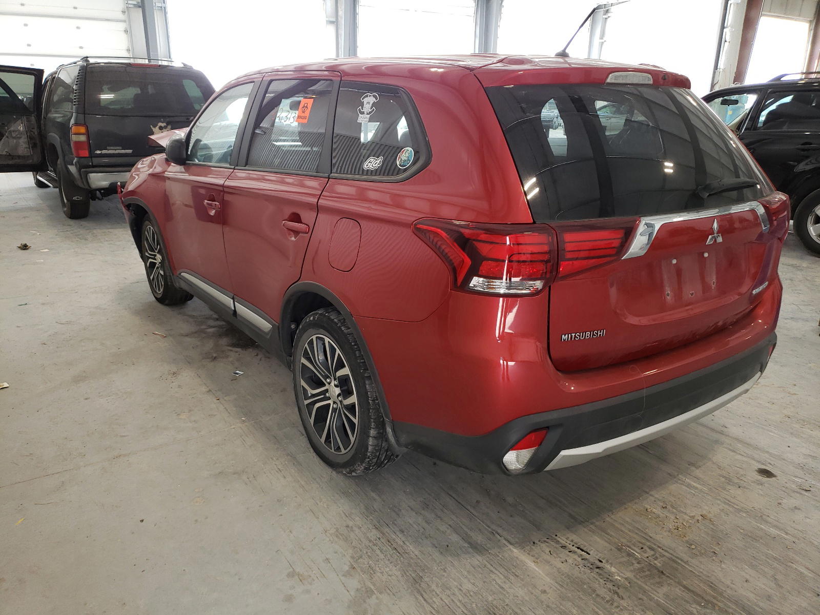 Photo 3 from auction – 2016 MITSUBISHI OUTLANDER with VIN JA4AD2A32GZ016200