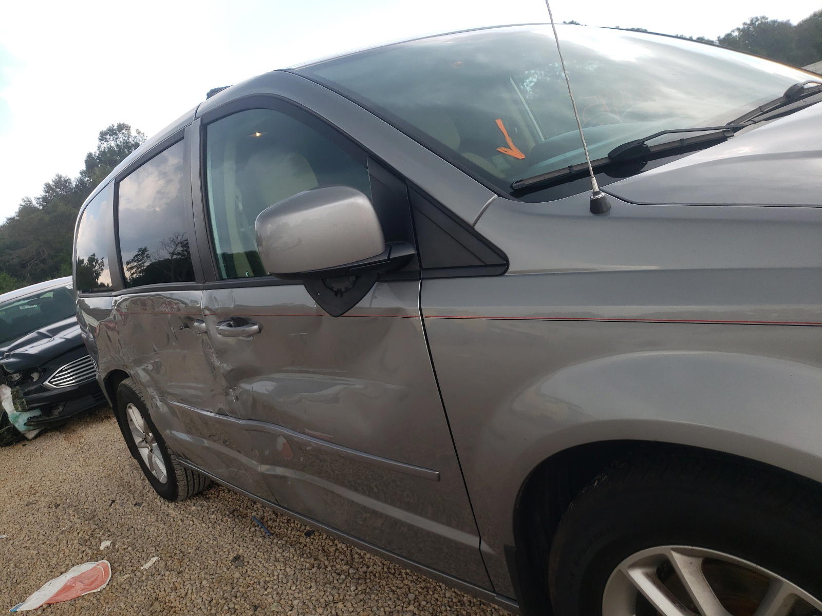 Photo 9 from auction – 2016 DODGE GRAND CARA with VIN 2C4RDGCG3GR220424