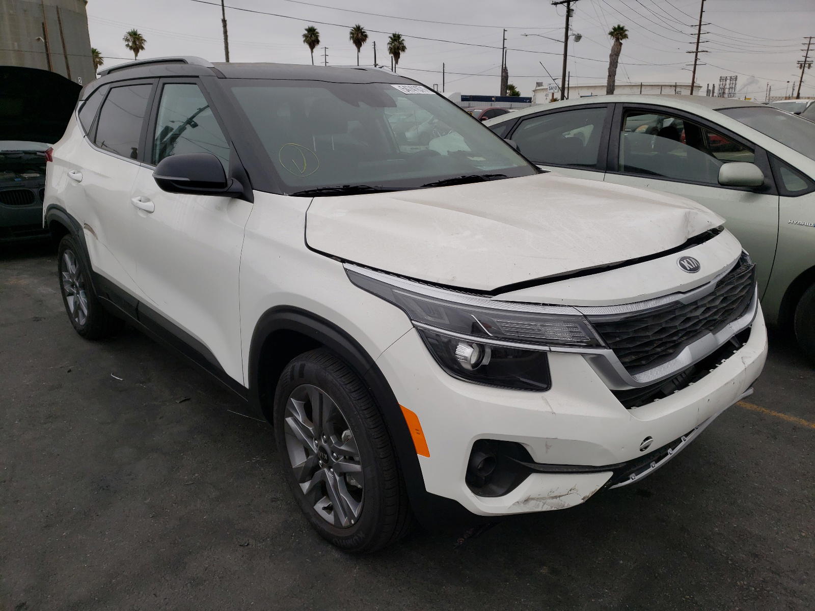 KIA SELTOS S 2021 with VIN KNDEU2AA0M7195155 - Photo from auction