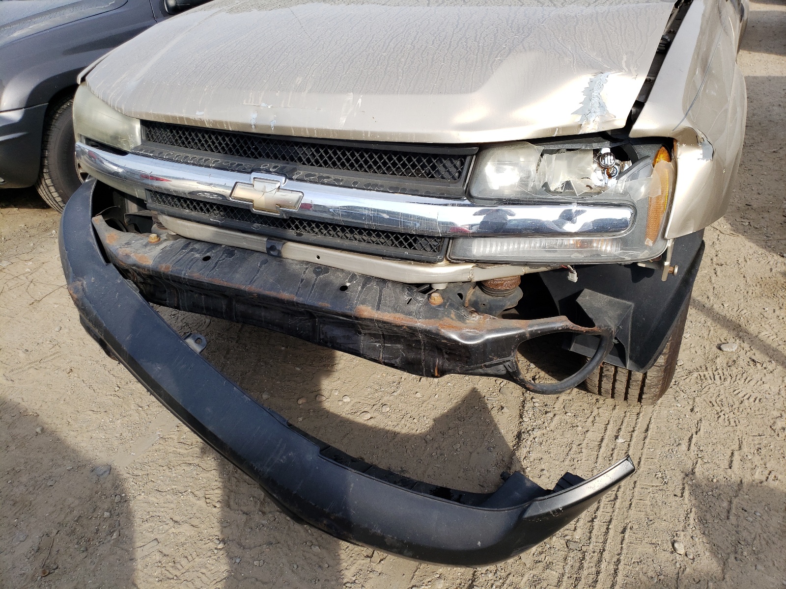 Photo 9 from auction – 2006 CHEVROLET TRAILBLAZE with VIN 1GNDT13S662122037