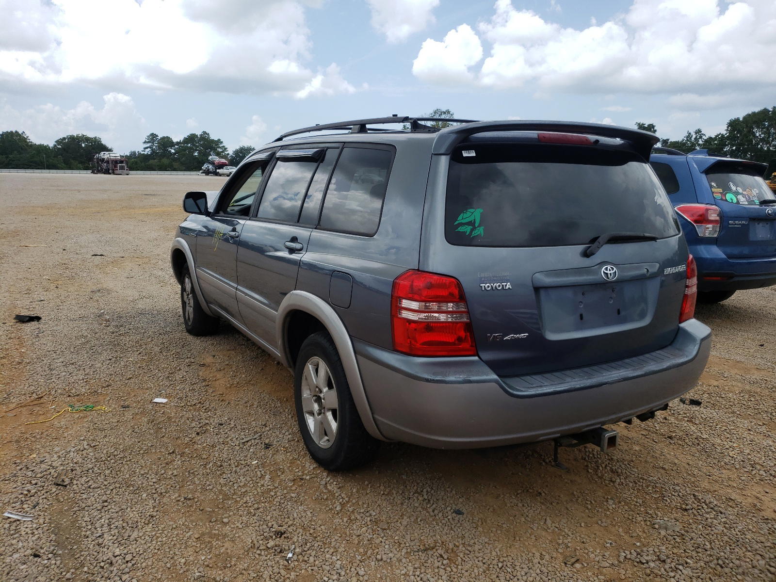 Photo 3 from auction – 2002 TOYOTA HIGHLANDER with VIN JTEHF21A920085357