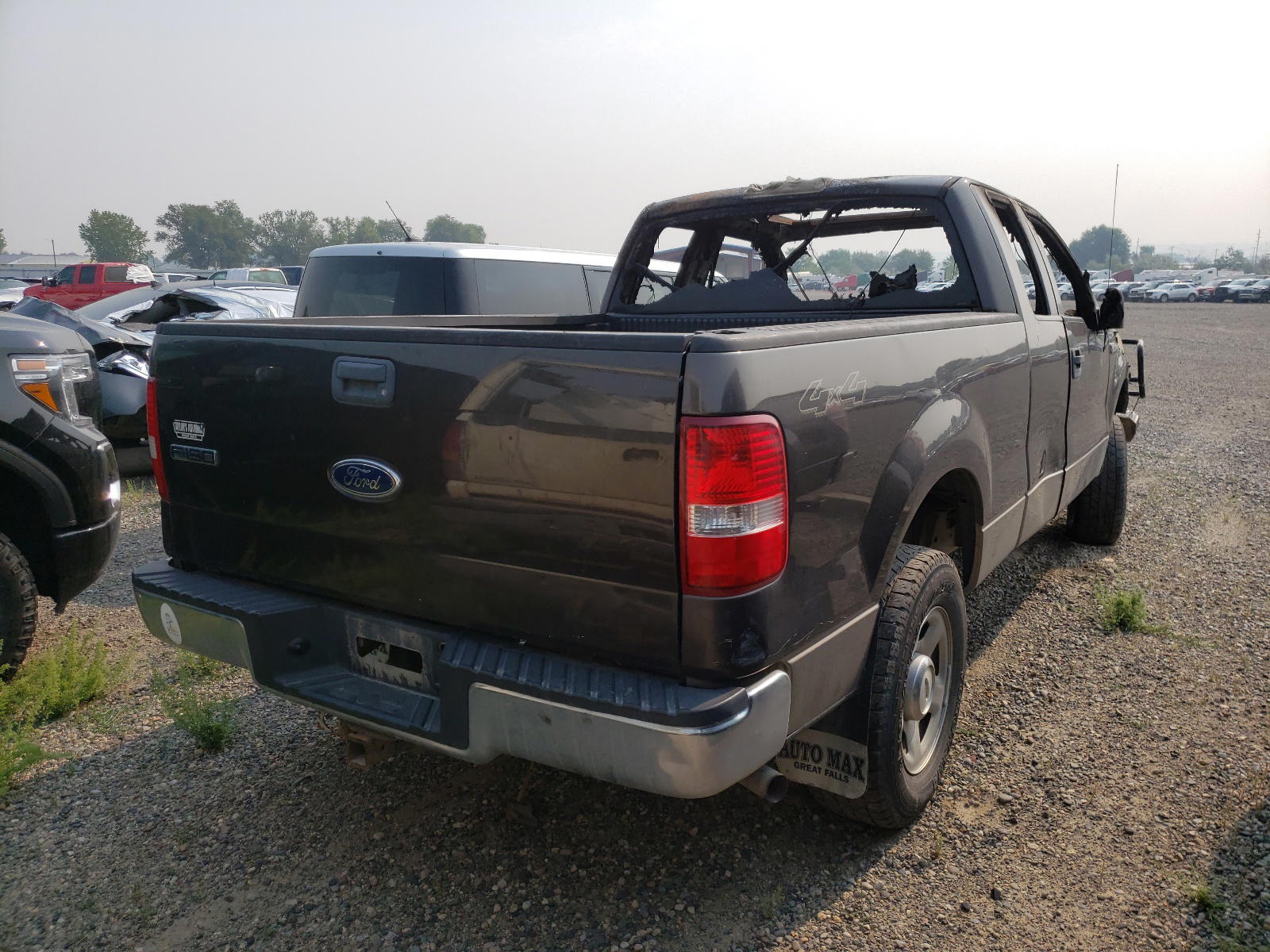 Photo 4 from auction – 2005 FORD F150 with VIN 1FTPX14595FA90405