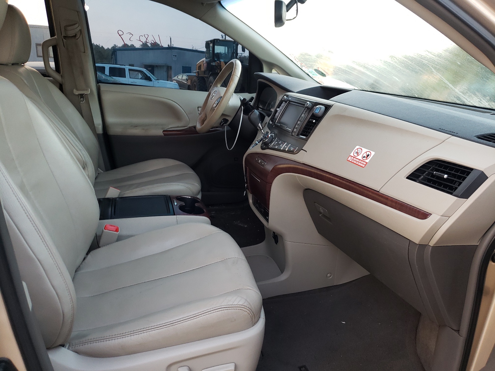 صورة رقم 5 من المزاد - 2014 TOYOTA SIENNA XLE مع VIN 5TDYK3DCXES484735