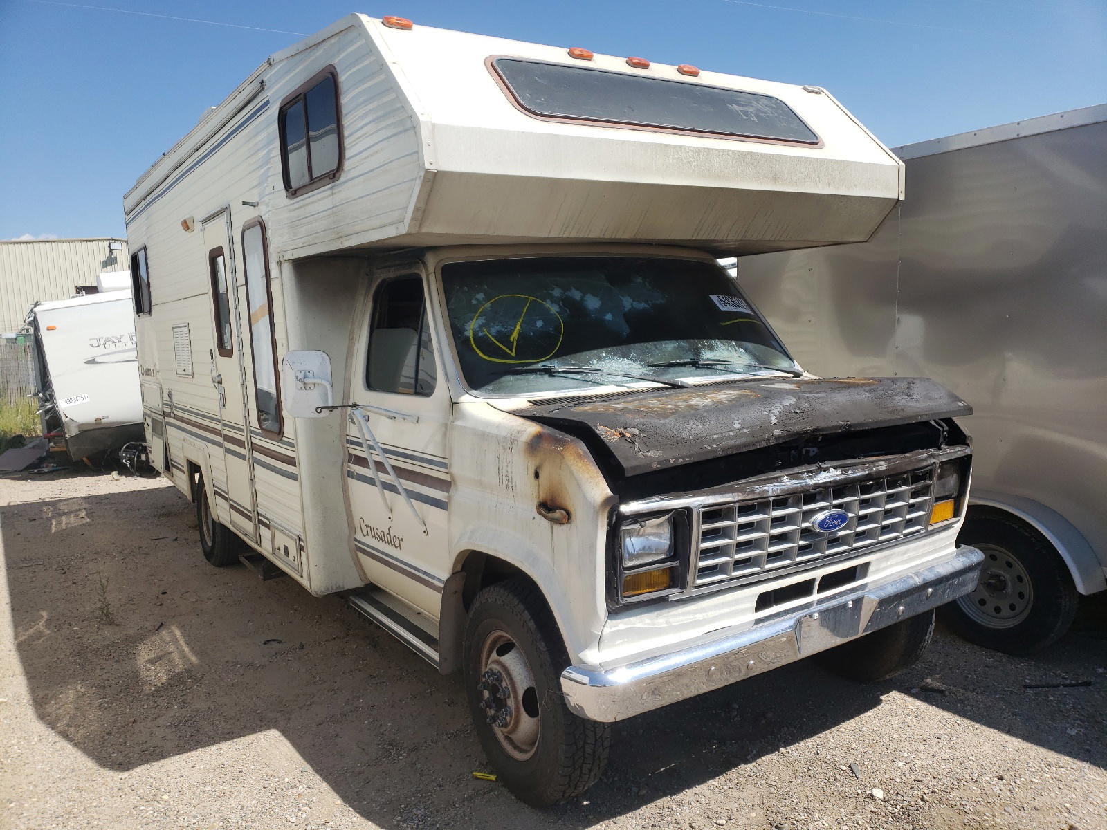 COACH CRUSADER 1987 with VIN 1FDKE30L3HHB36265 - Photo from auction