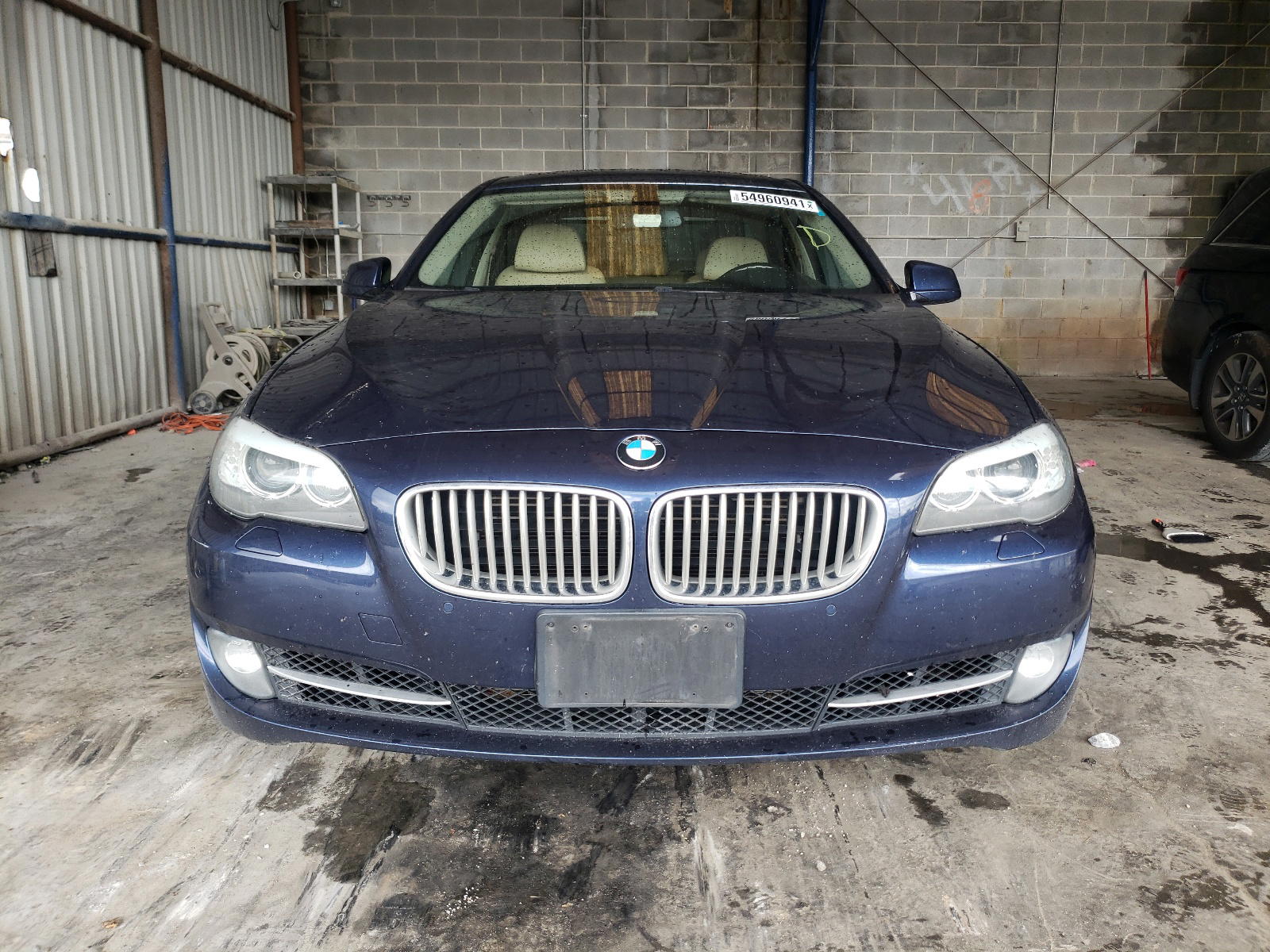 Photo 9 from auction – 2011 BMW 550 XI with VIN WBAFU9C58BC785182