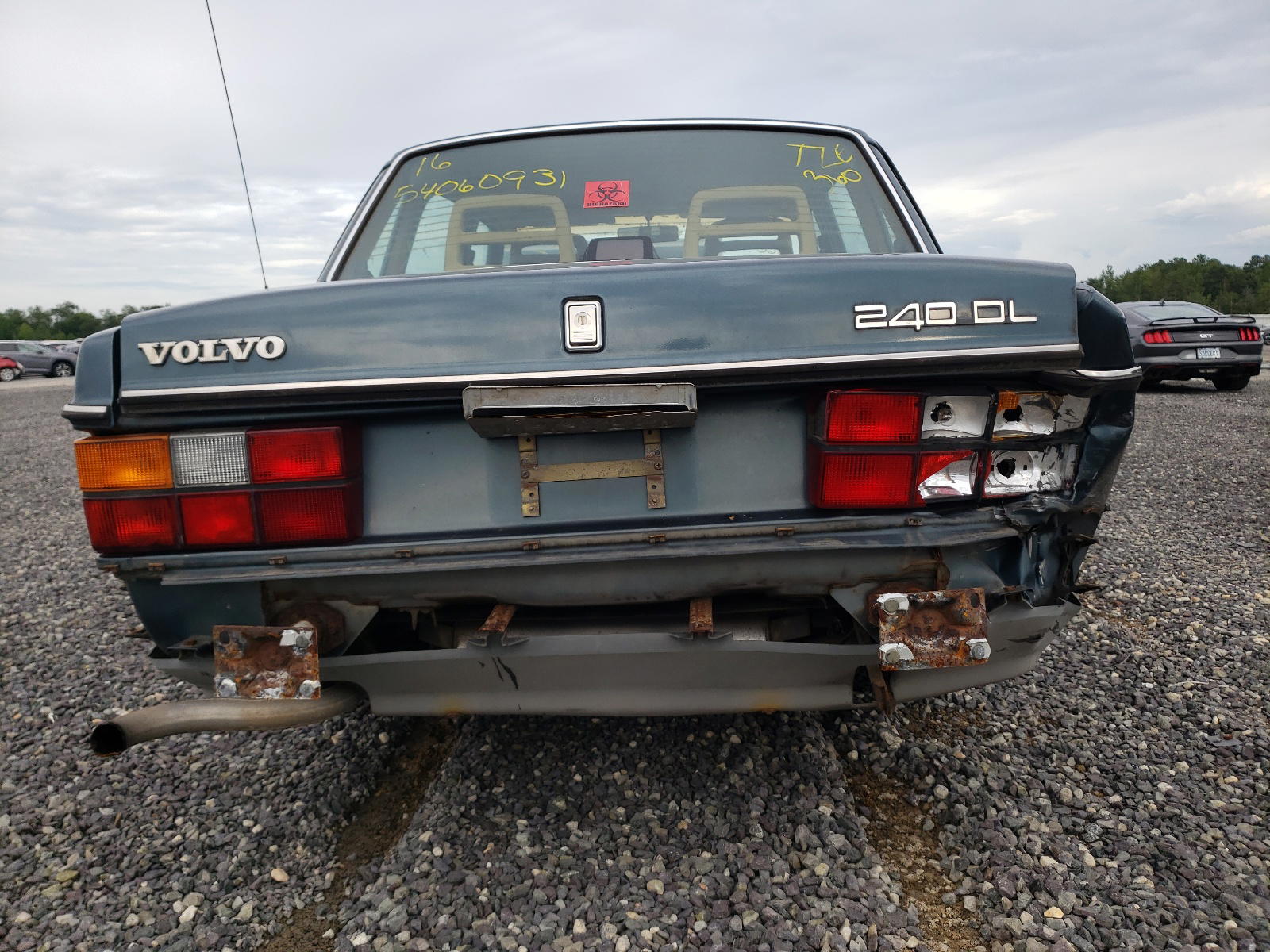 Photo 9 from auction – 1990 VOLVO 240 BASE with VIN YV1AA8846L1426274