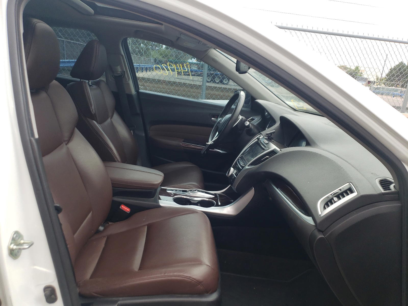 Photo 5 from auction – 2015 ACURA TLX with VIN 19UUB2F30FA011254