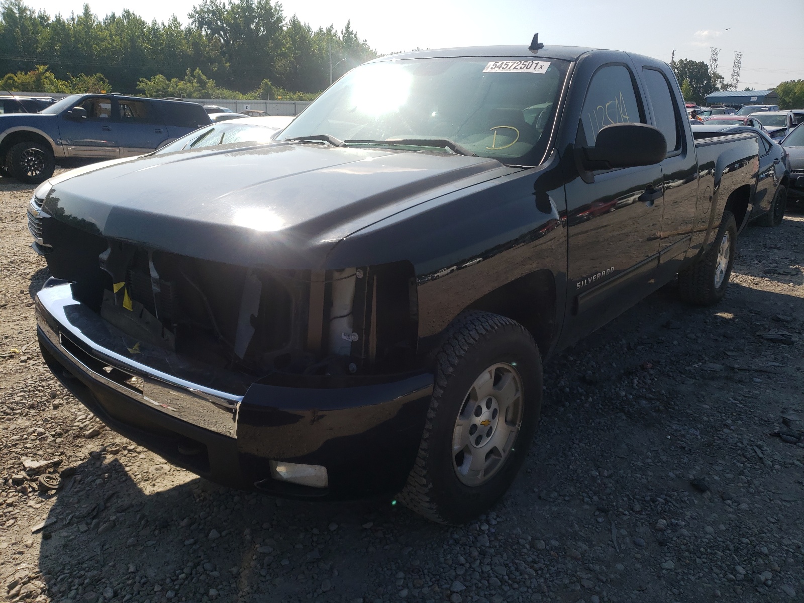 Photo 2 from auction – 2011 CHEVROLET SILVERADO with VIN 1GCRKSE38BZ177989