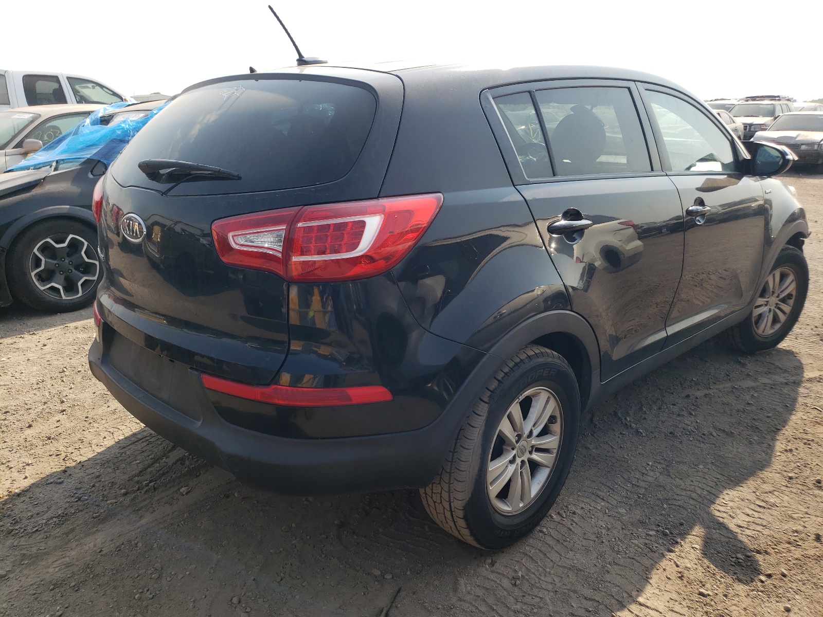 Photo 4 from auction – 2011 KIA SPORTAGE L with VIN KNDPBCA2XB7082713