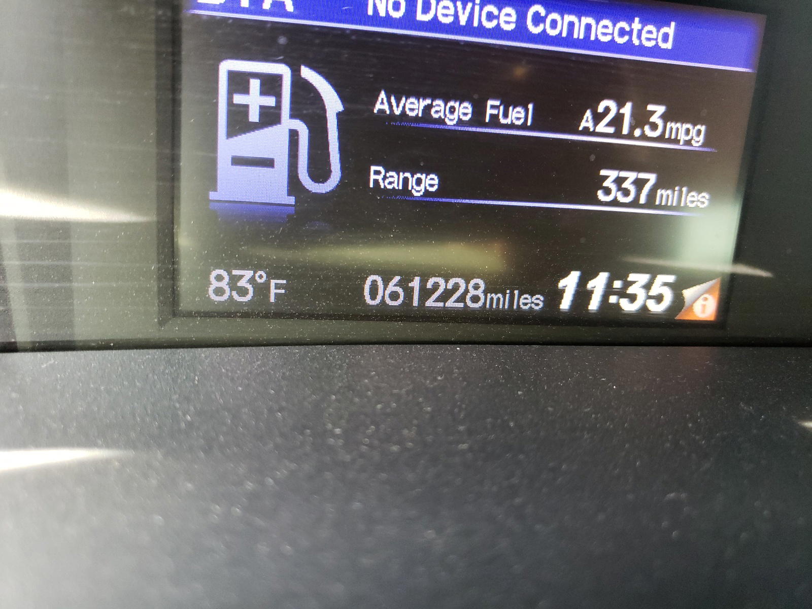 Photo 8 from auction – 2014 HONDA CIVIC LX with VIN 19XFB2F53EE050912