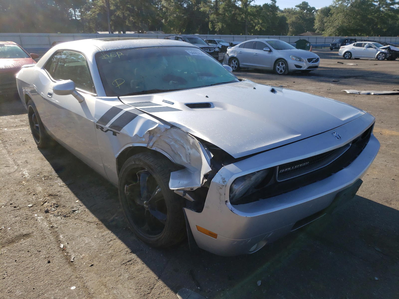 DODGE CHALLENGER 2009 with VIN 2B3LJ54T69H633074 - Photo from auction