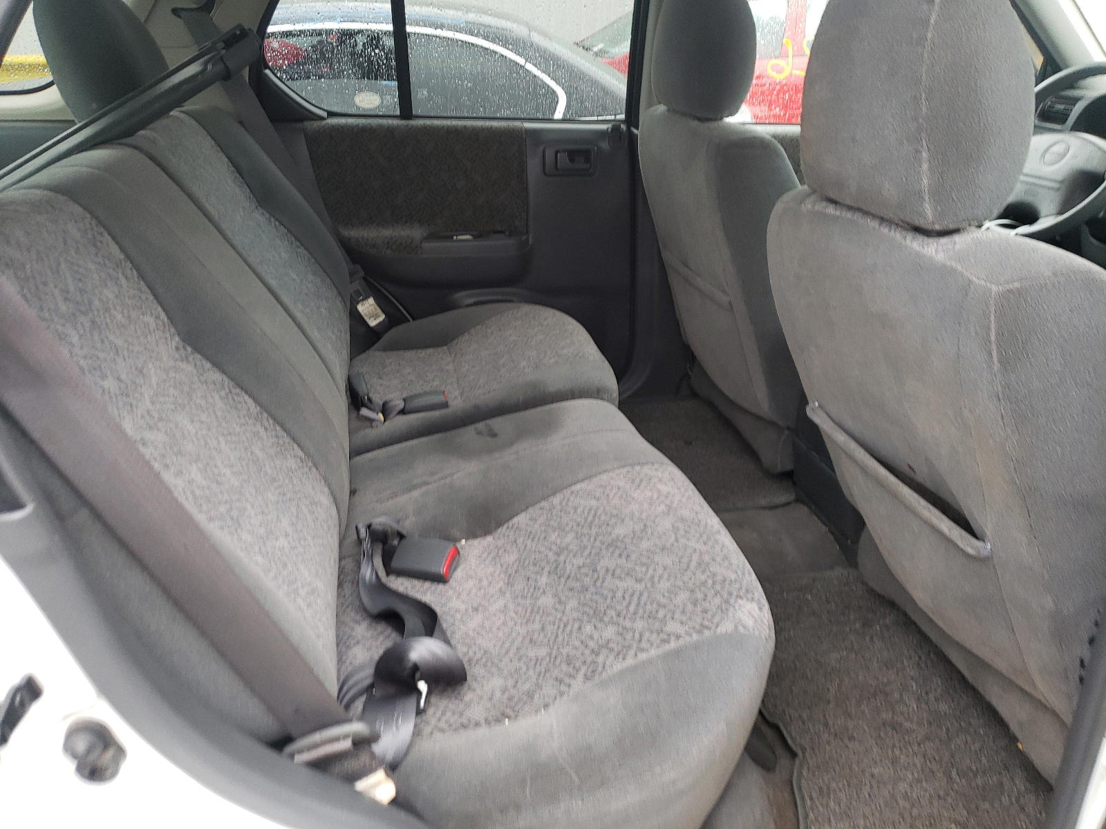 Photo 6 from auction – 2001 ISUZU RODEO S with VIN 4S2DM58W314353553
