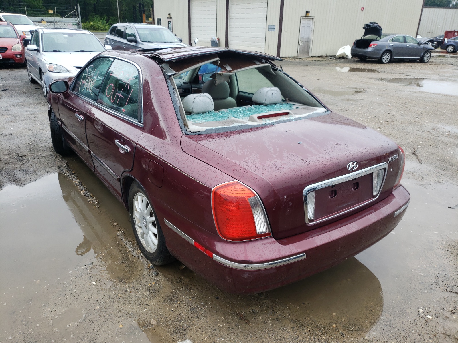 Photo 3 from auction – 2004 HYUNDAI XG 350 with VIN KMHFU45E44A310772