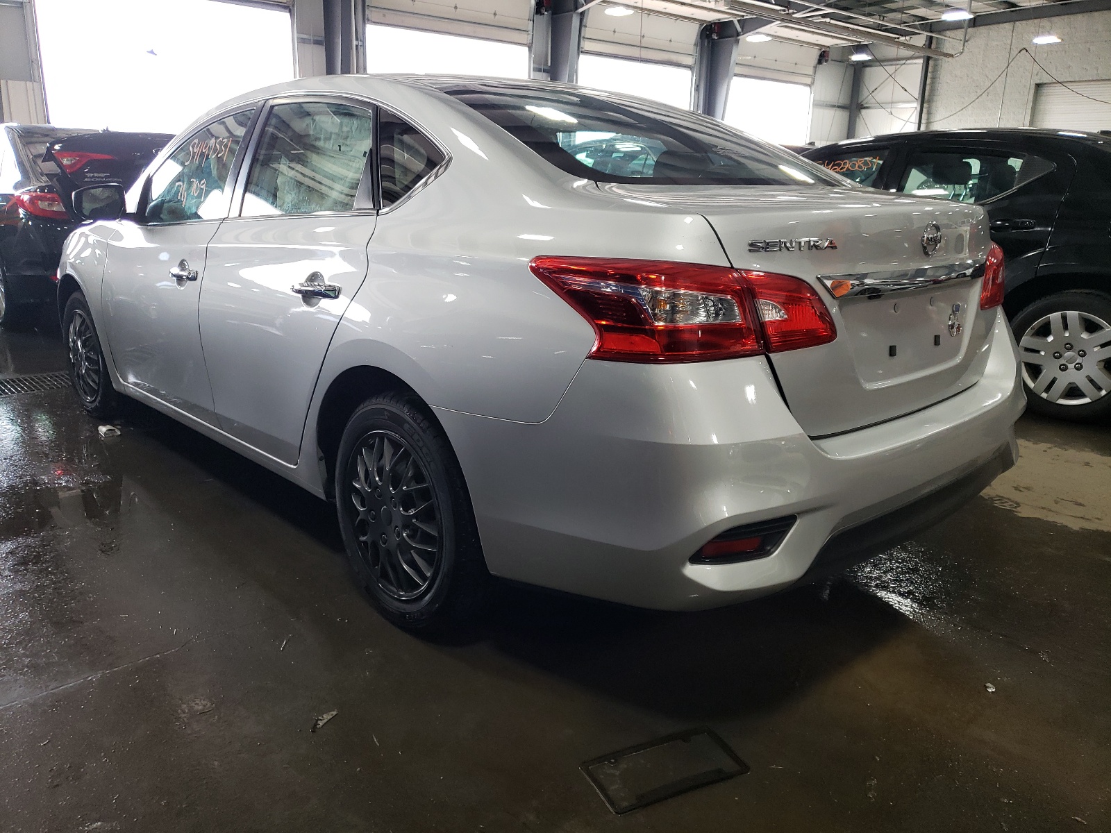 Photo 3 from auction – 2018 NISSAN SENTRA S with VIN 3N1AB7AP3JY287007