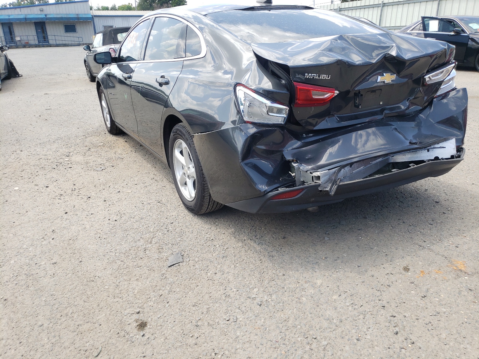 Photo 3 from auction – 2017 CHEVROLET MALIBU LS with VIN 1G1ZB5ST5HF187503