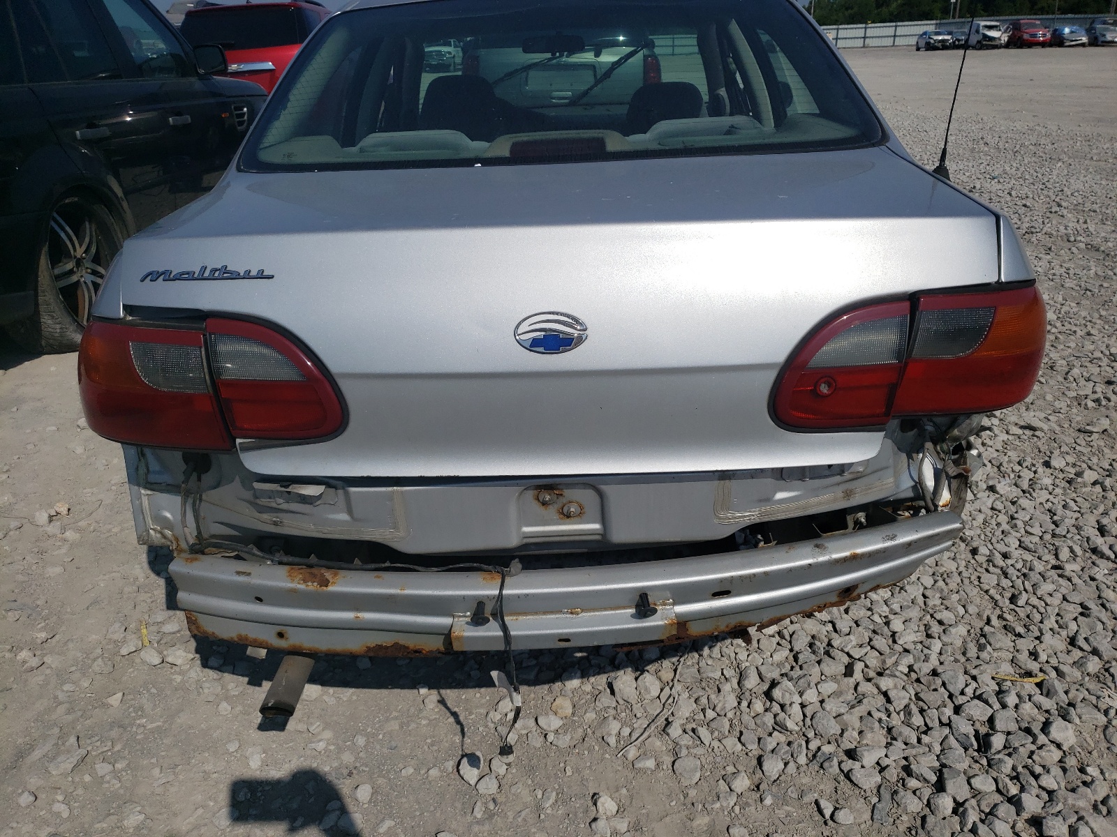 Photo 9 from auction – 2003 CHEVROLET MALIBU with VIN 1G1ND52J73M736517