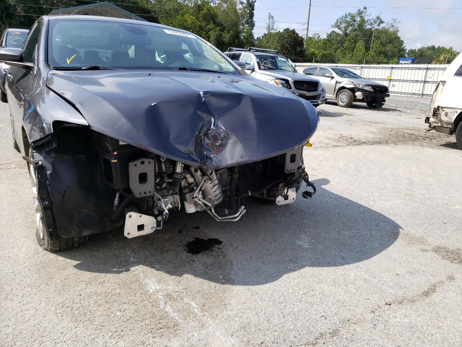 Photo 9 from auction – 2016 CHRYSLER 200 LIMITE with VIN 1C3CCCABXGN139852