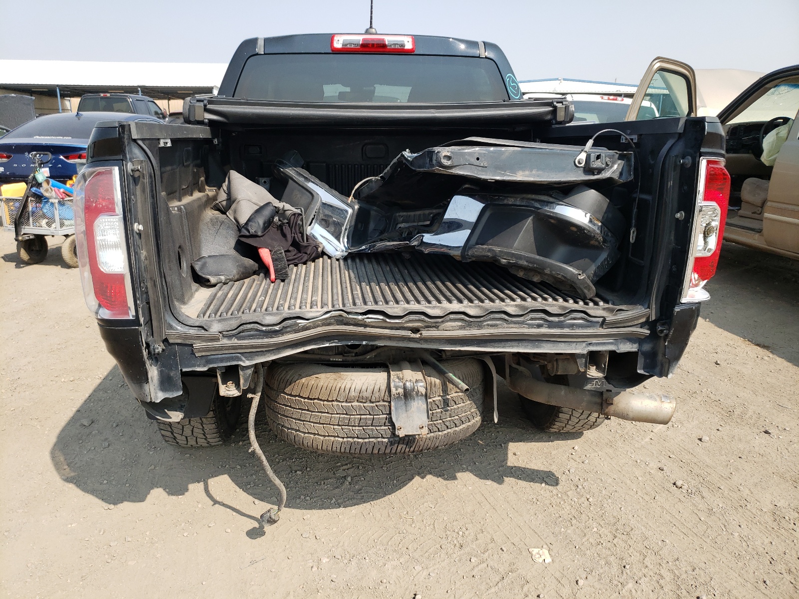 Photo 9 from auction – 2015 GMC CANYON SLE with VIN 1GTG6BE38F1171948