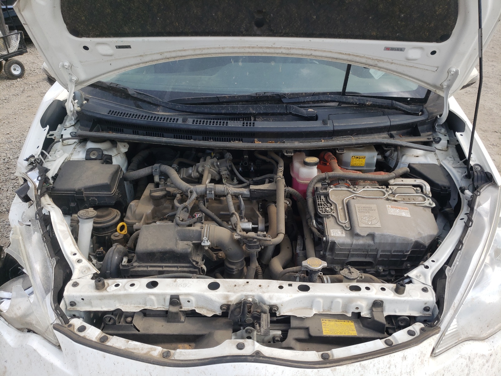 Photo 7 from auction – 2013 TOYOTA PRIUS C with VIN JTDKDTB33D1033144