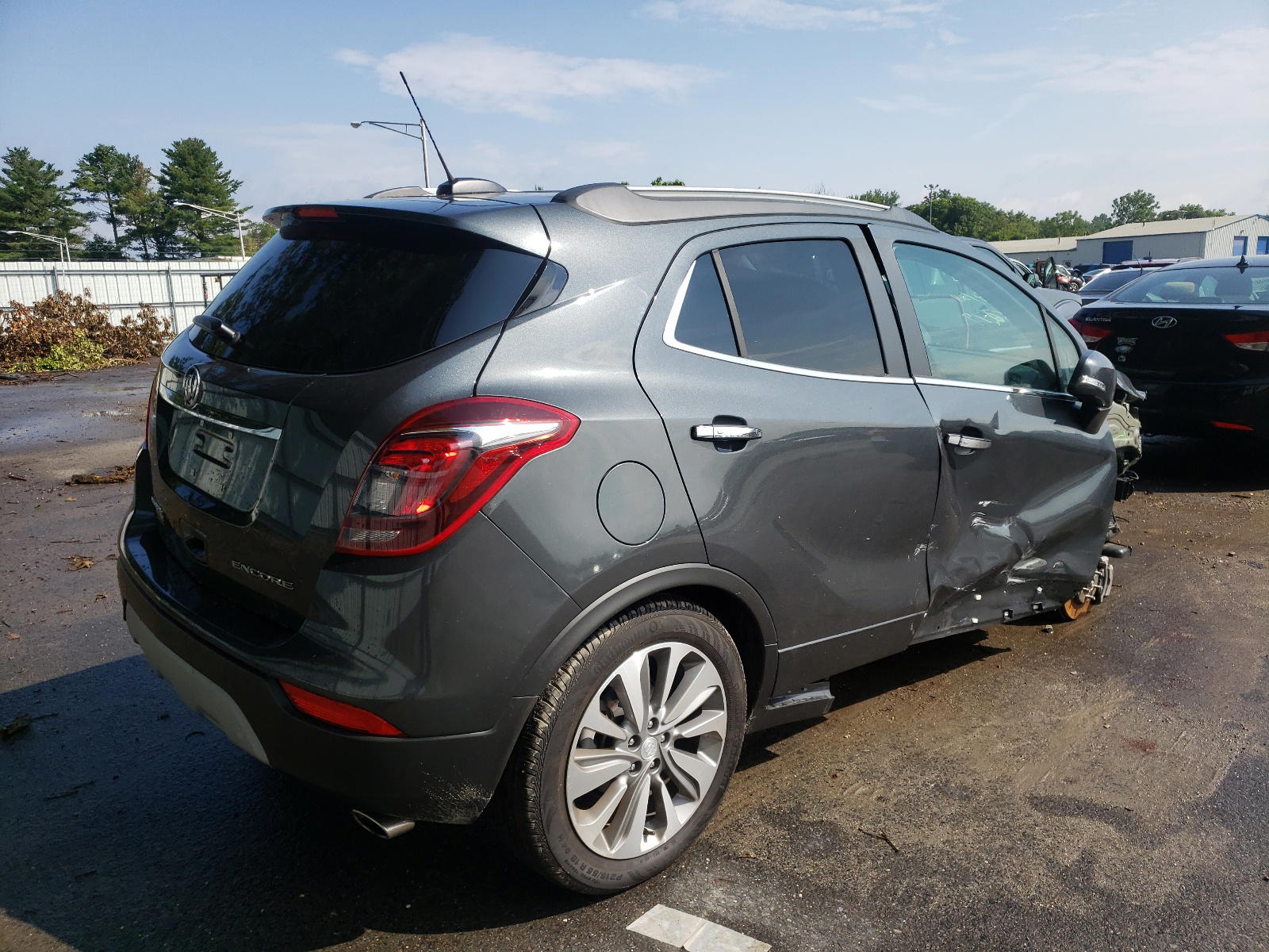Photo 4 from auction – 2018 BUICK ENCORE PRE with VIN KL4CJASB6JB617336