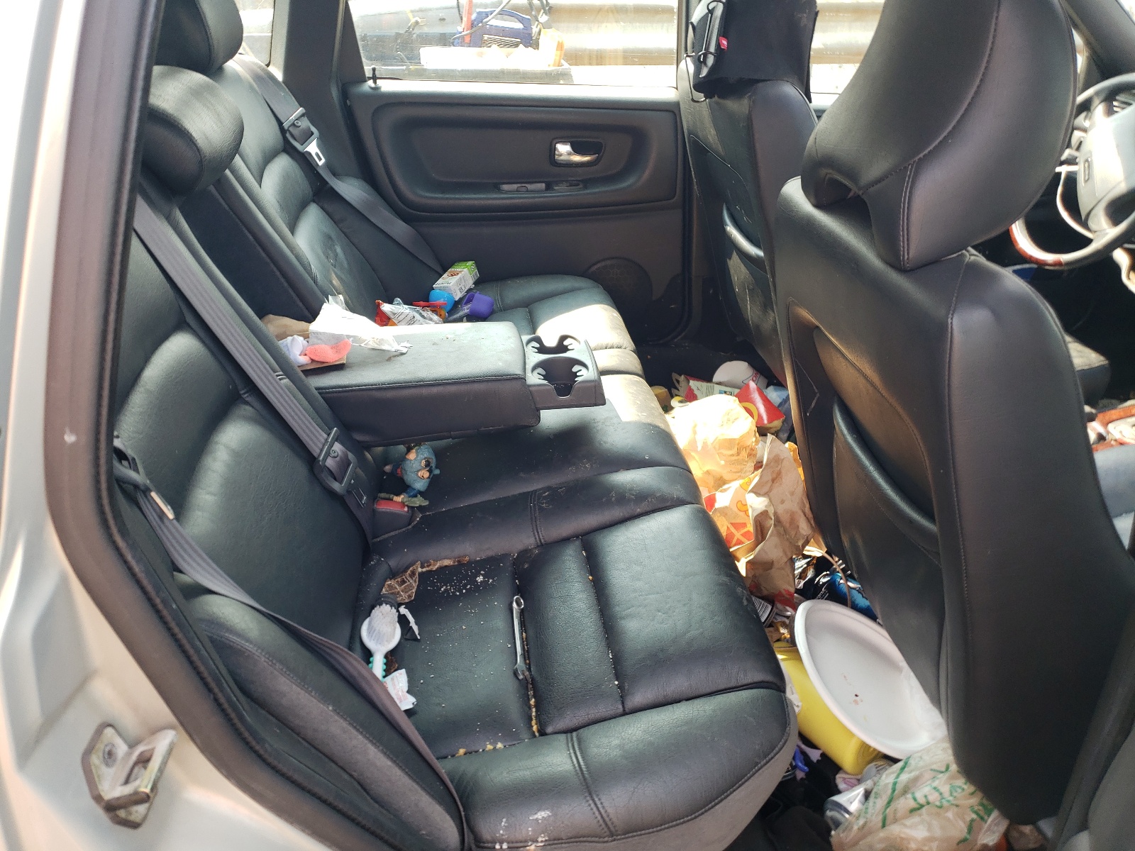 Photo 6 from auction – 2000 VOLVO XC70 with VIN YV1LZ56D0Y2720760