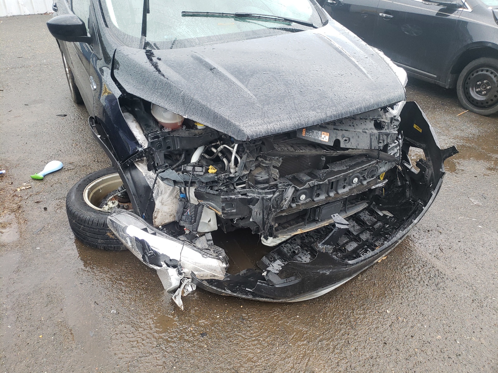 Photo 9 from auction – 2019 FORD ESCAPE SE with VIN 1FMCU0GD2KUB20724