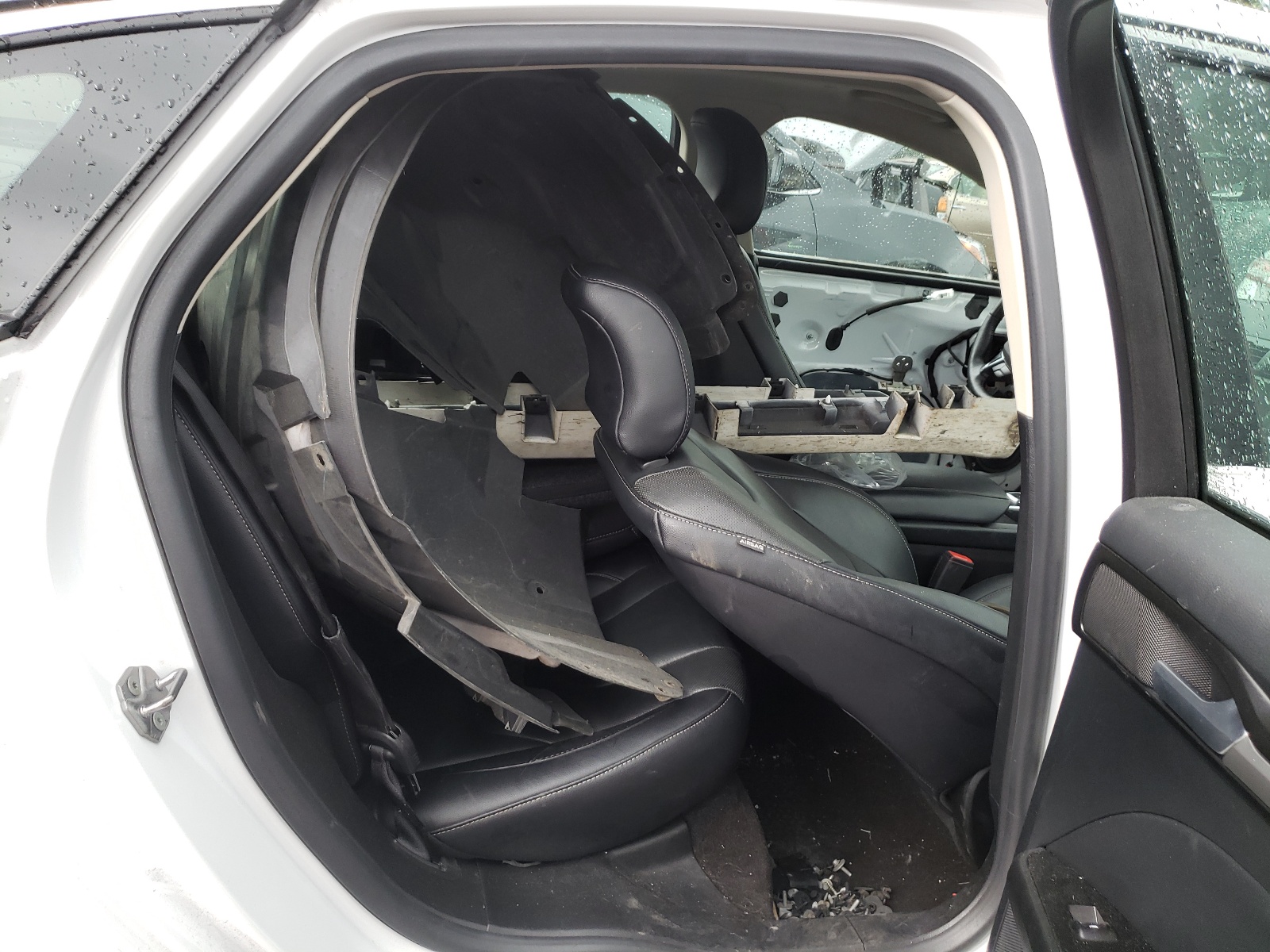 Photo 17 from auction – 2019 FORD FUSION TIT with VIN 3FA6P0RU5KR180645