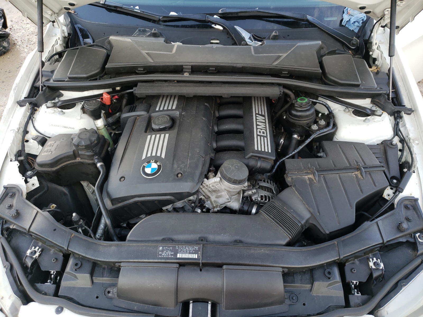 Photo 7 from auction – 2011 BMW 328 I with VIN WBAPH7G55BNN06296