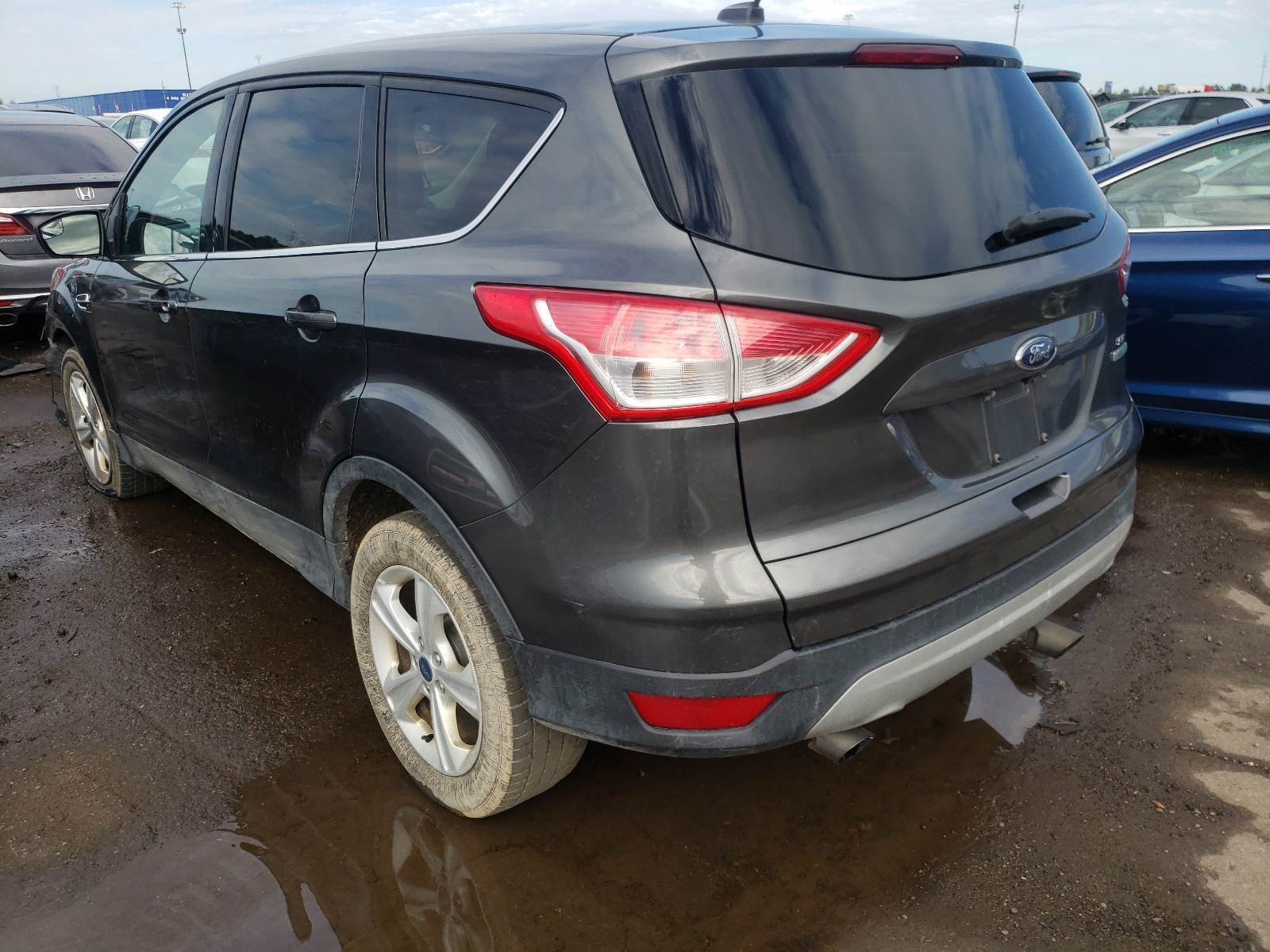 Photo 3 from auction – 2015 FORD ESCAPE SE with VIN 1FMCU0GXXFUA75404