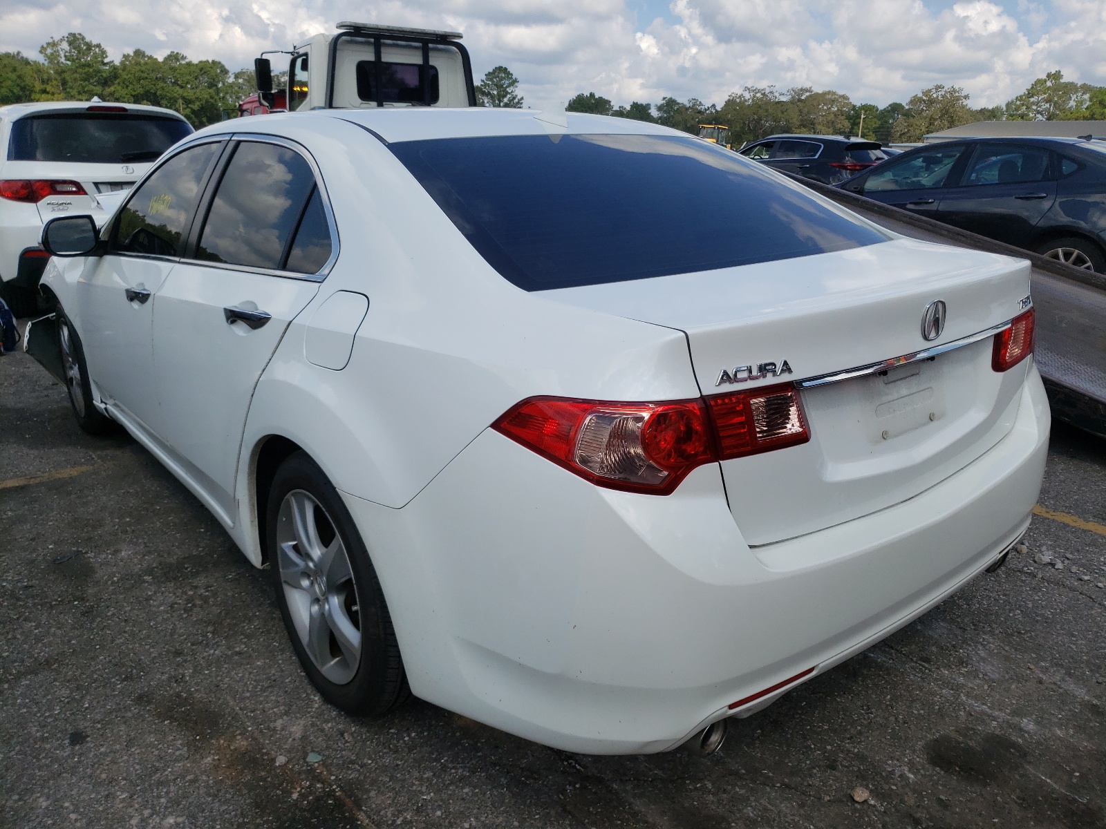 Photo 3 from auction – 2013 ACURA TSX with VIN JH4CU2F43DC002495