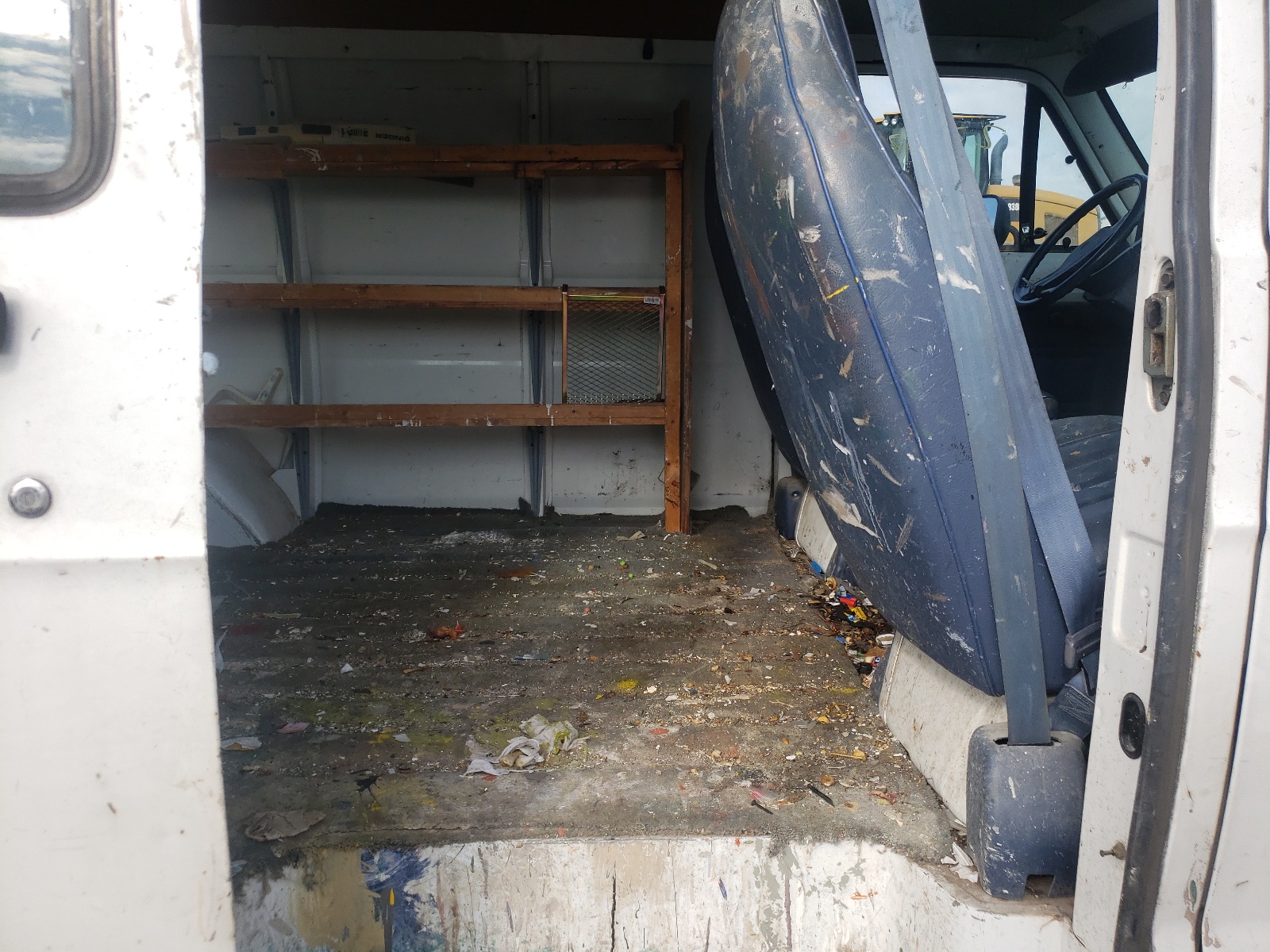 Photo 6 from auction – 1994 DODGE RAM VAN B1 with VIN 2B7GB11X4RK138078