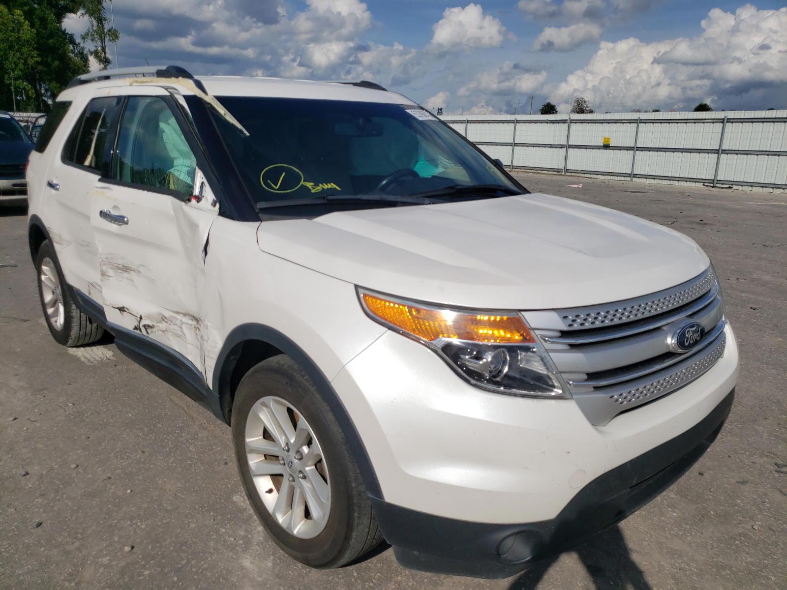 FORD EXPLORER X 2013 with VIN 1FM5K7D81DGB42309 - Photo from auction