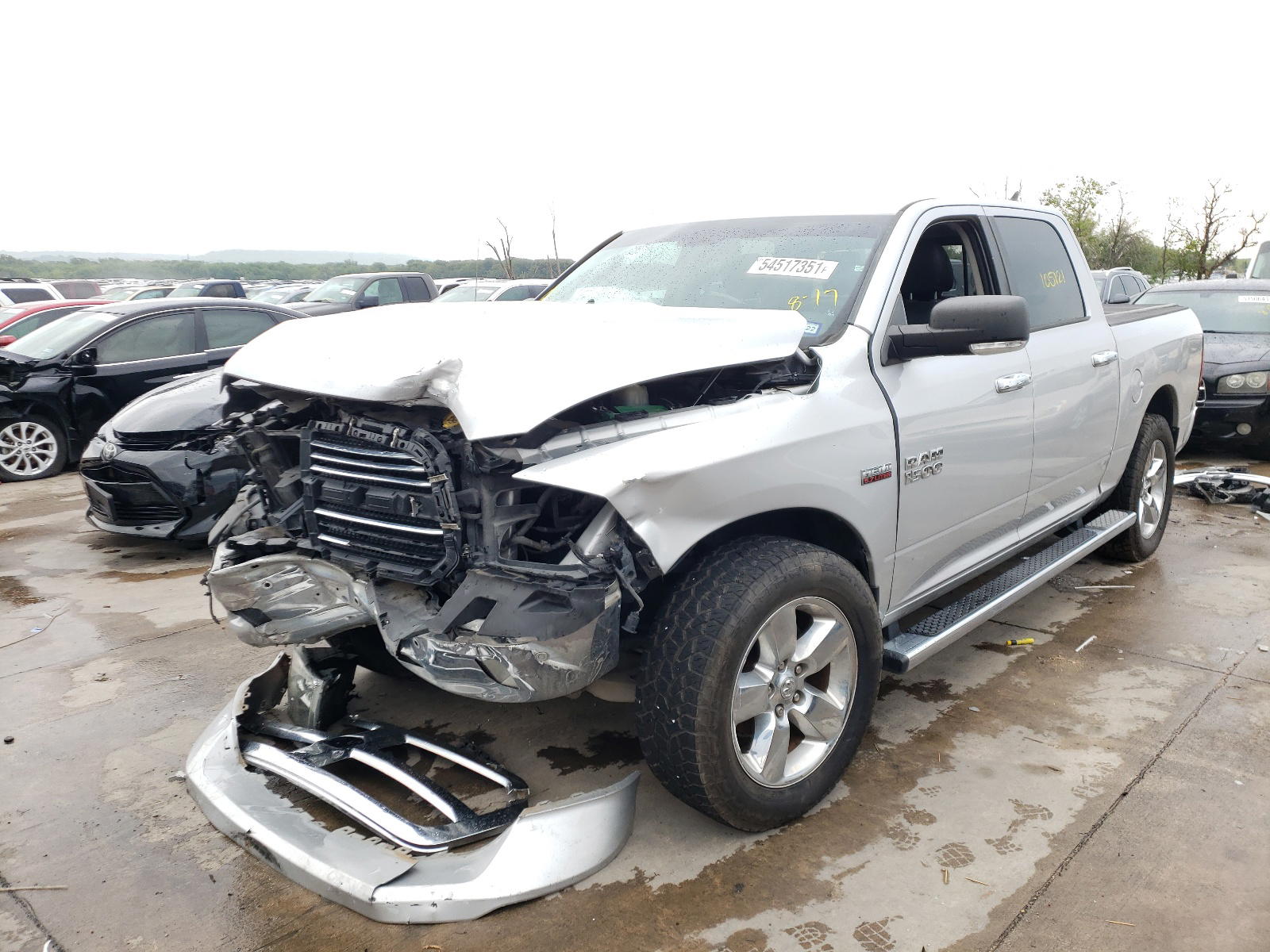 Photo 2 from auction – 2015 RAM 1500 SLT with VIN 1C6RR6LT8FS604888