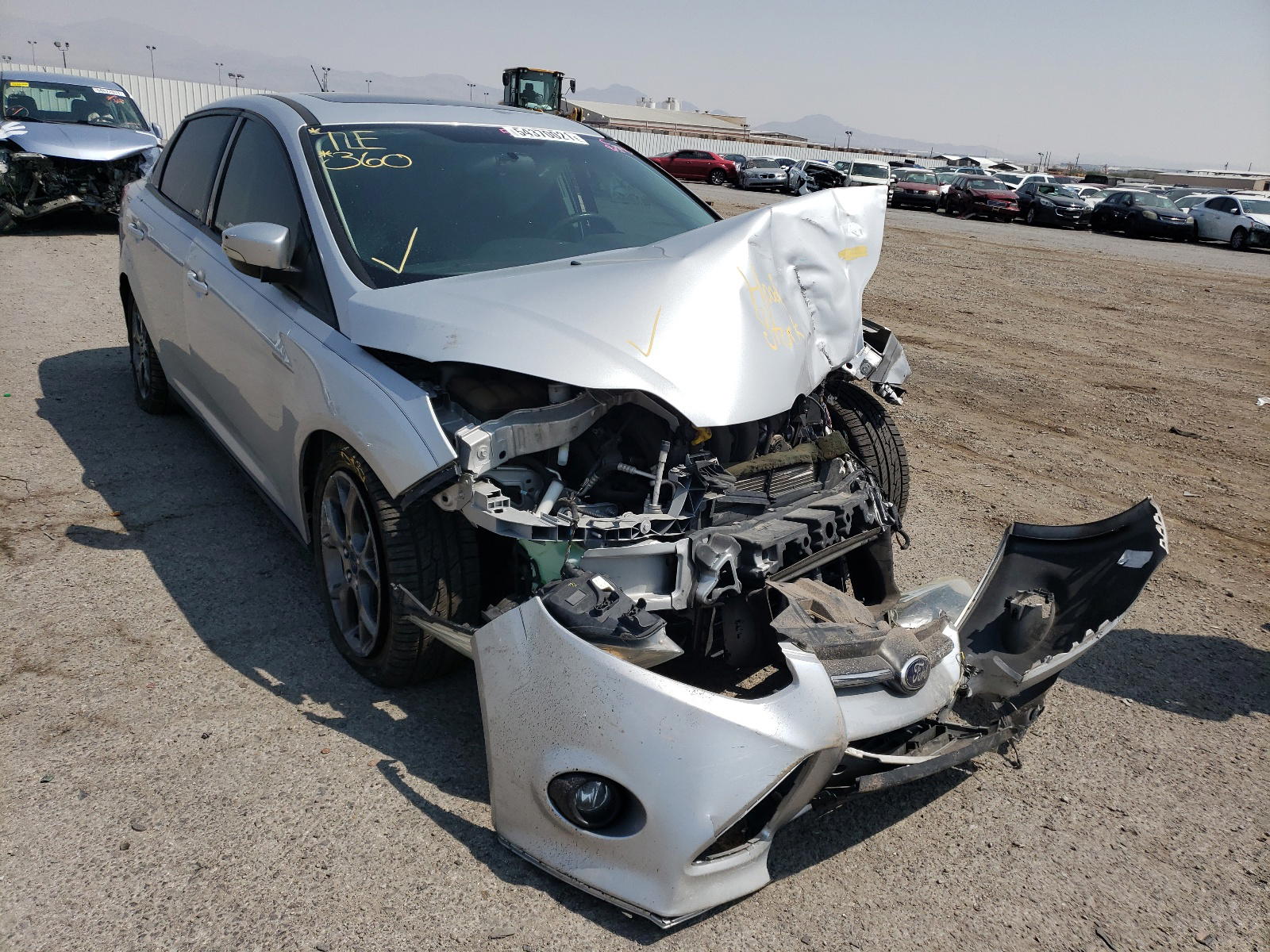 FORD FOCUS SE 2014 with VIN 1FADP3F22EL307222 - Photo from auction