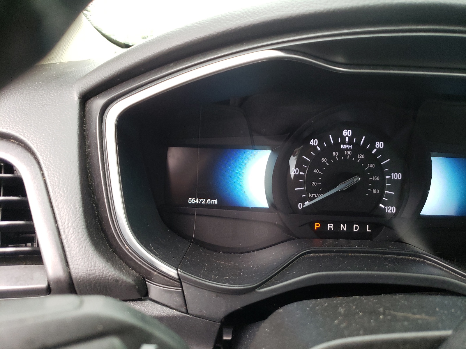 Photo 12 from auction – 2019 FORD FUSION TIT with VIN 3FA6P0RU5KR180645