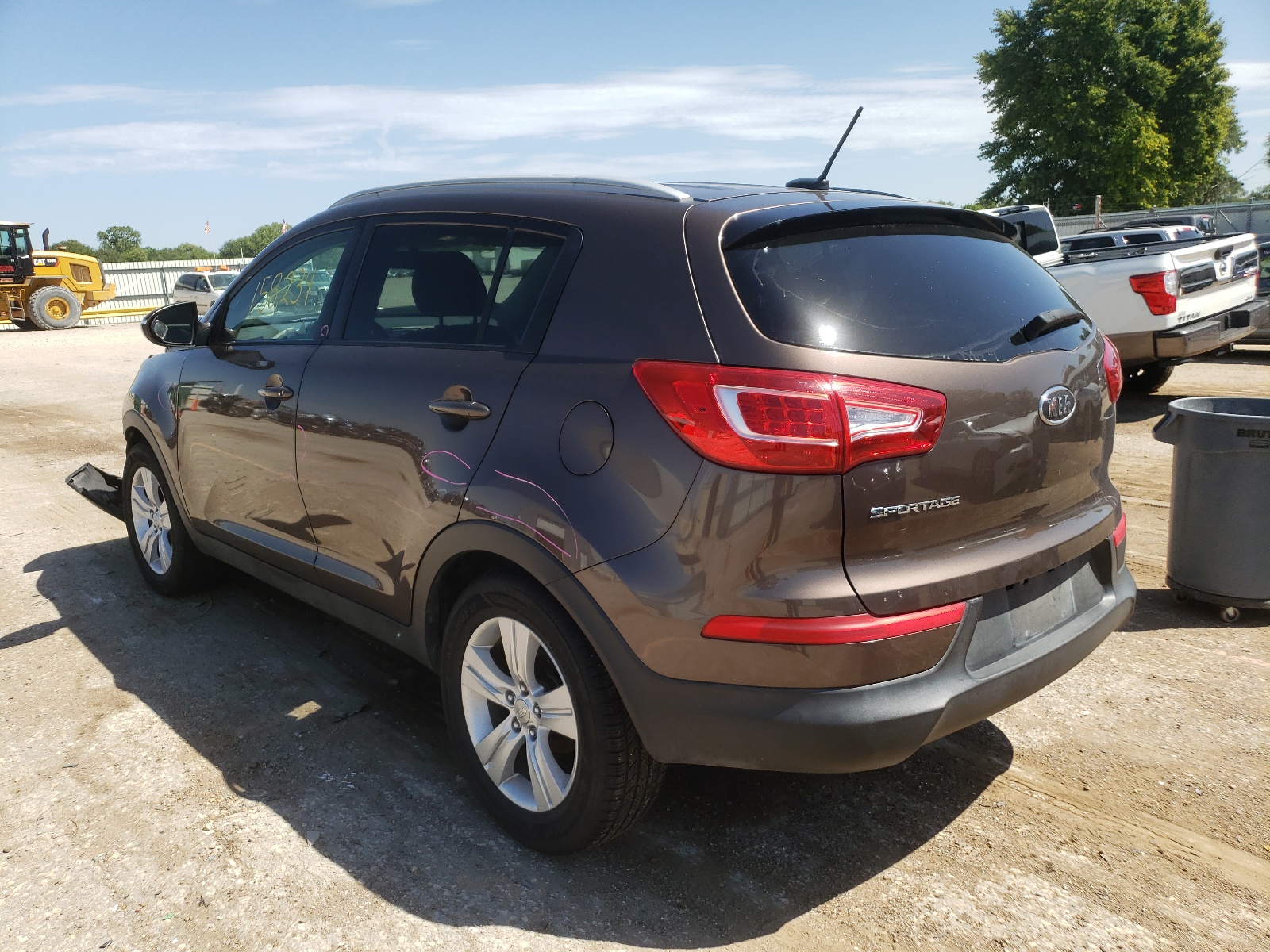 Photo 3 from auction – 2011 KIA SPORTAGE L with VIN KNDPB3A29B7024091