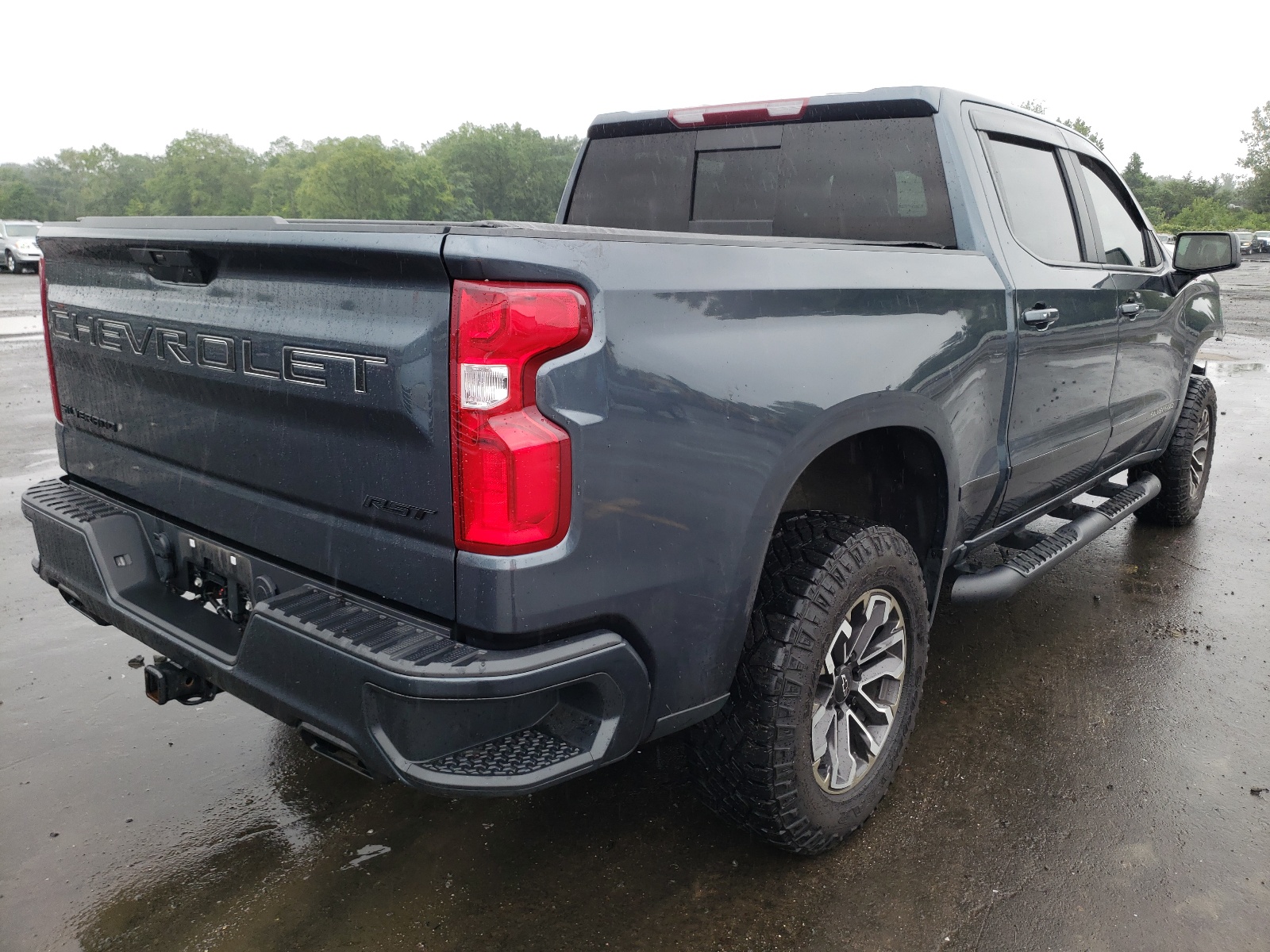 Photo 4 from auction – 2019 CHEVROLET SILVERADO with VIN 3GCUYEED6KG233673
