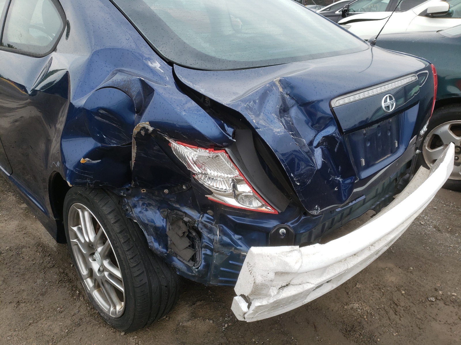 Photo 9 from auction – 2005 TOYOTA SCION TC with VIN JTKDE167250041226